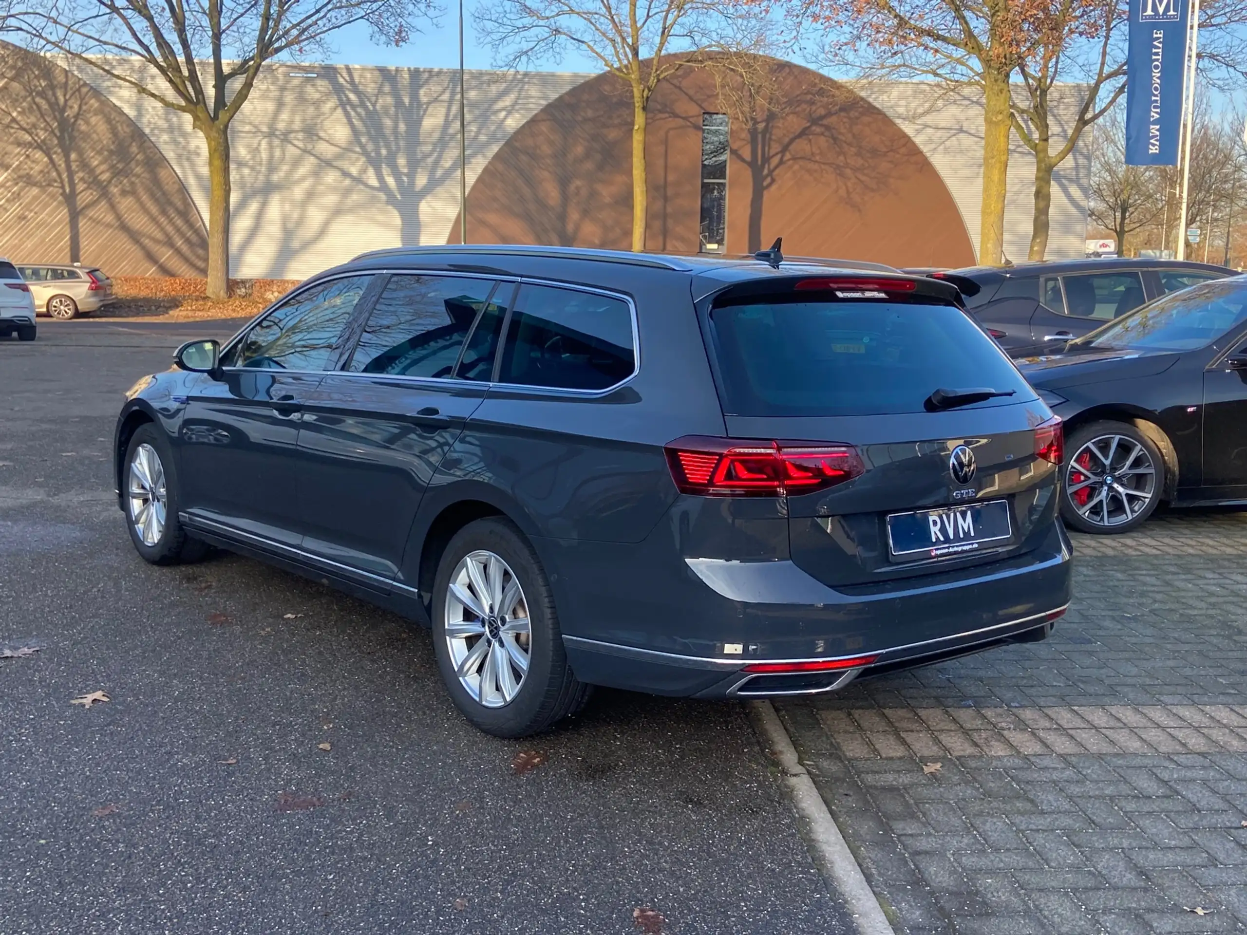 Volkswagen - Passat Variant