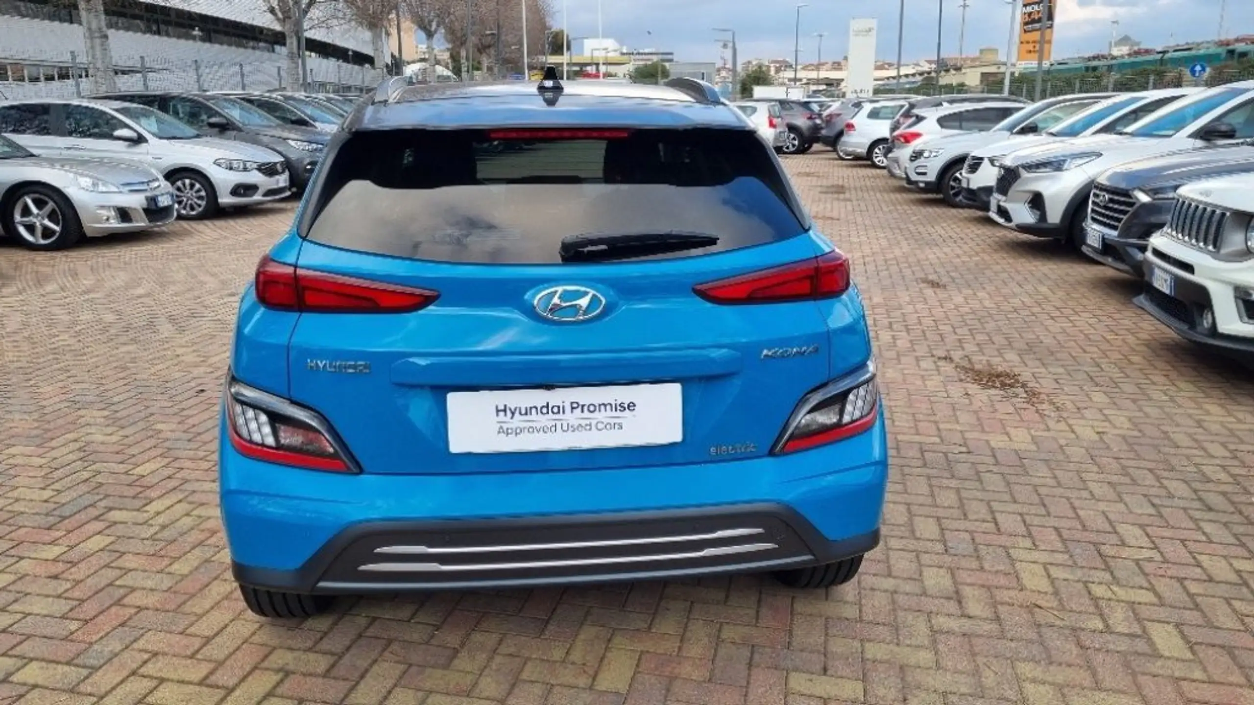 Hyundai - KONA