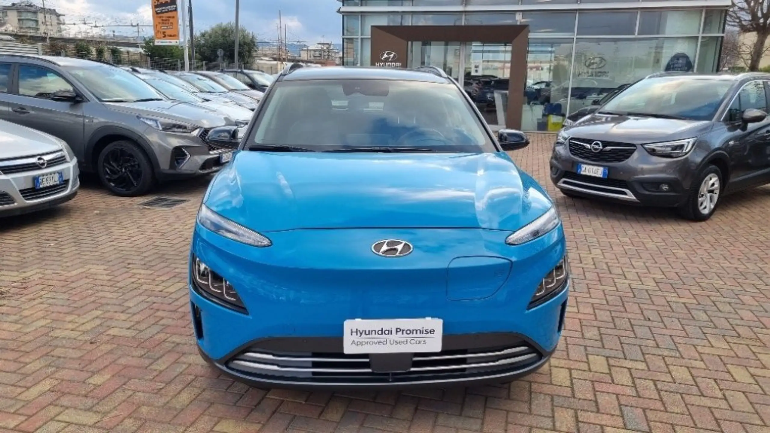 Hyundai - KONA