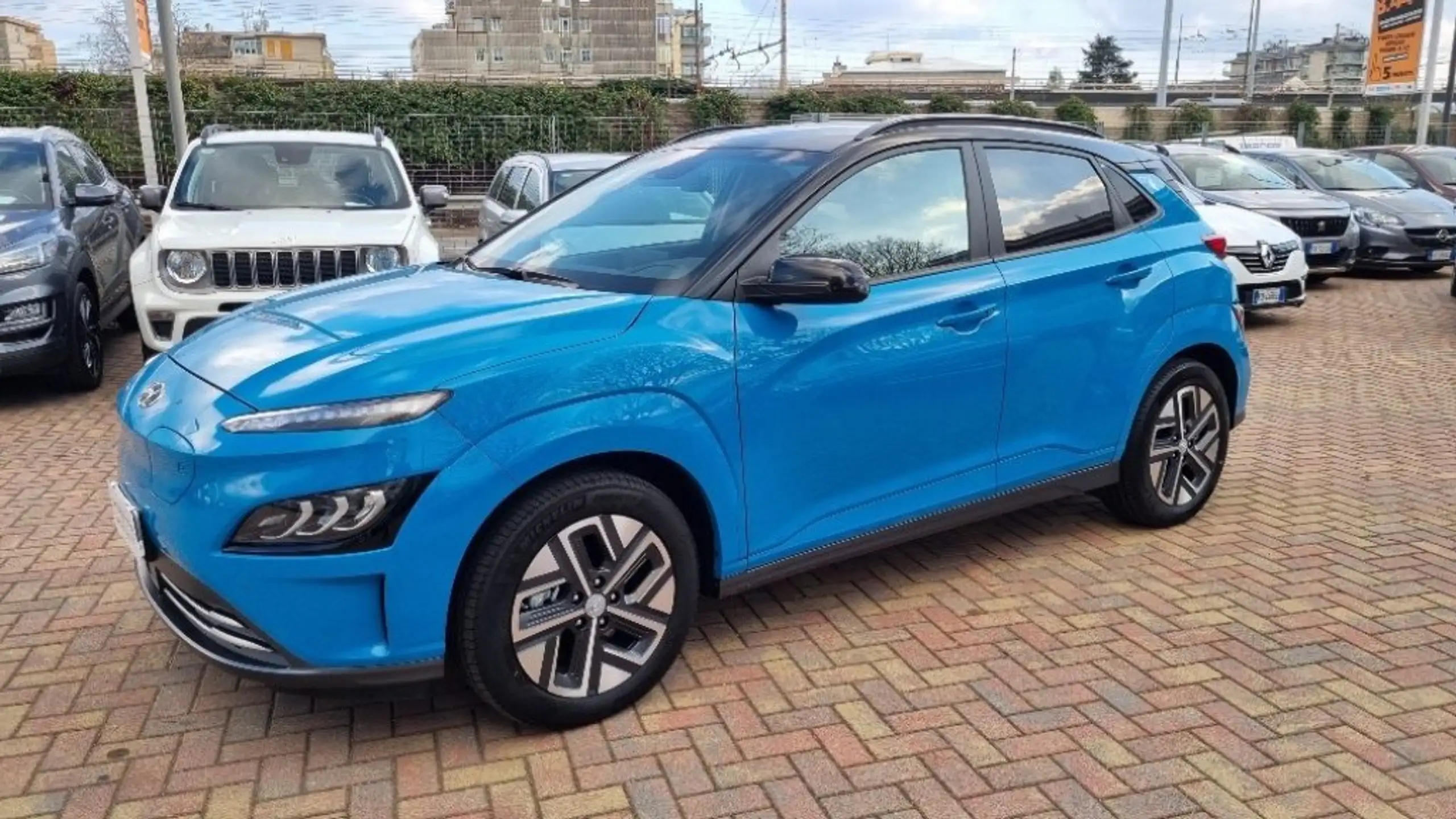 Hyundai - KONA