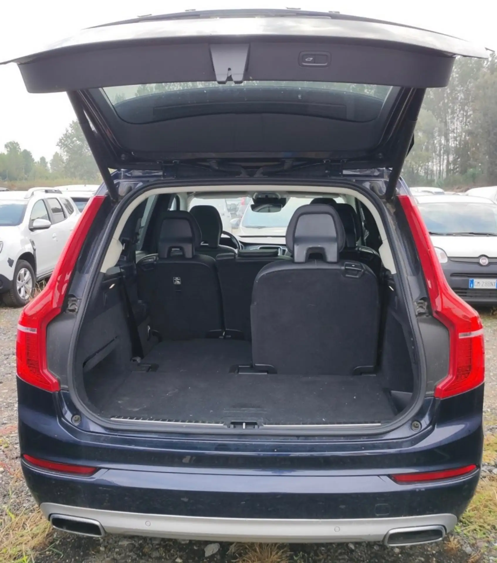 Volvo - XC90