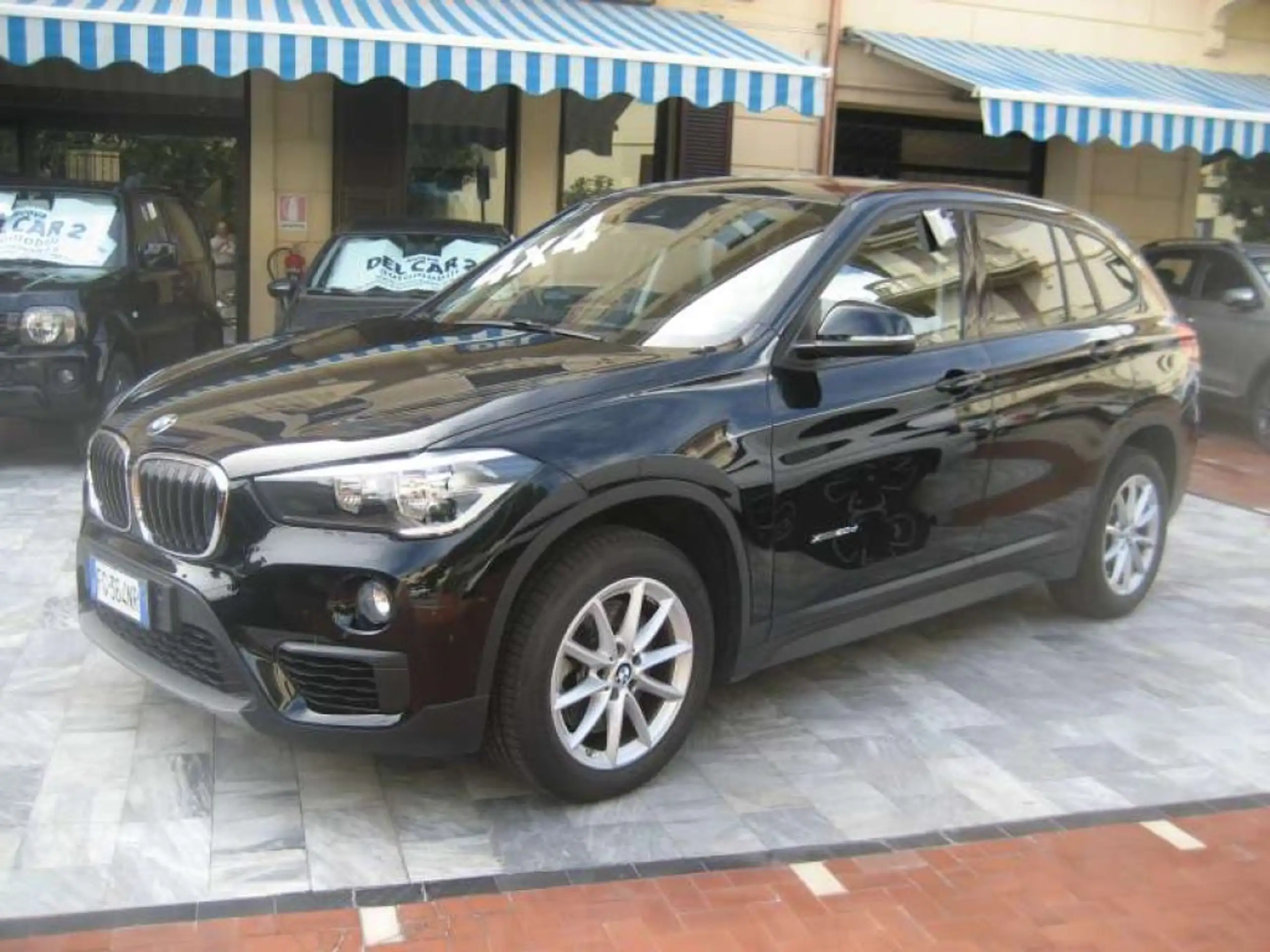 BMW - X1