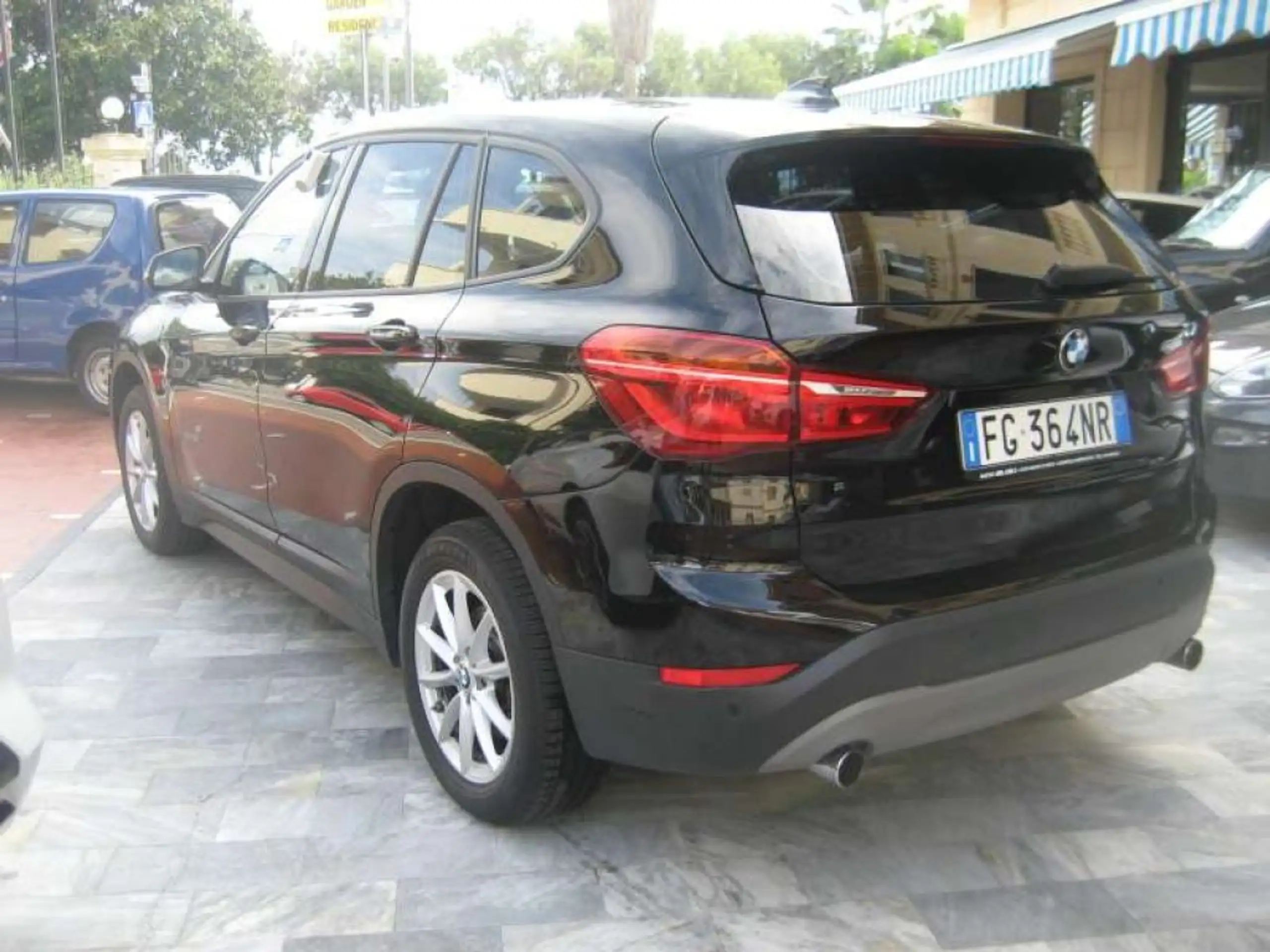 BMW - X1