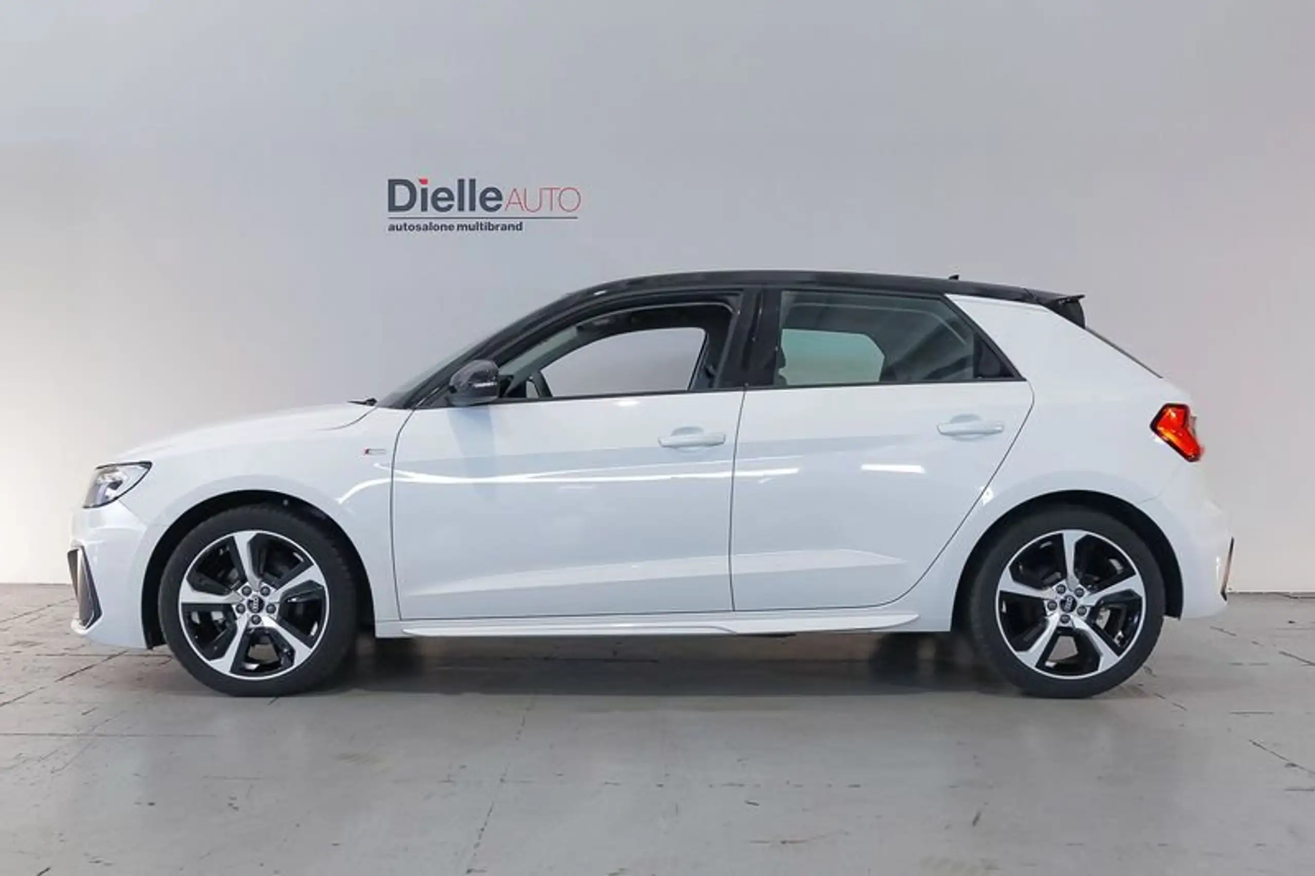 Audi - A1