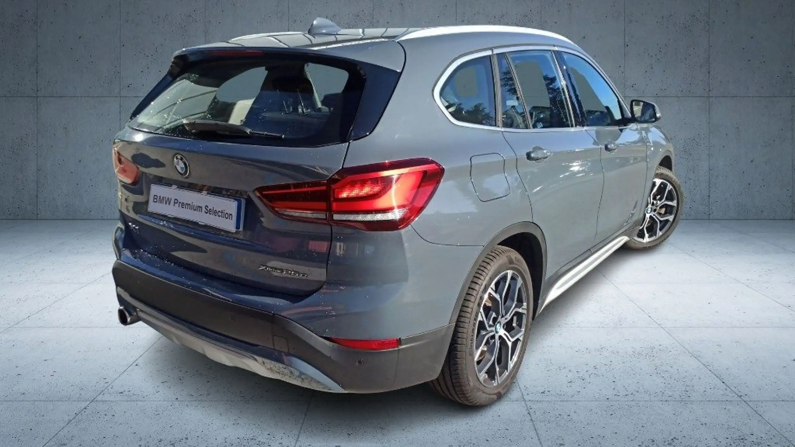 BMW - X1