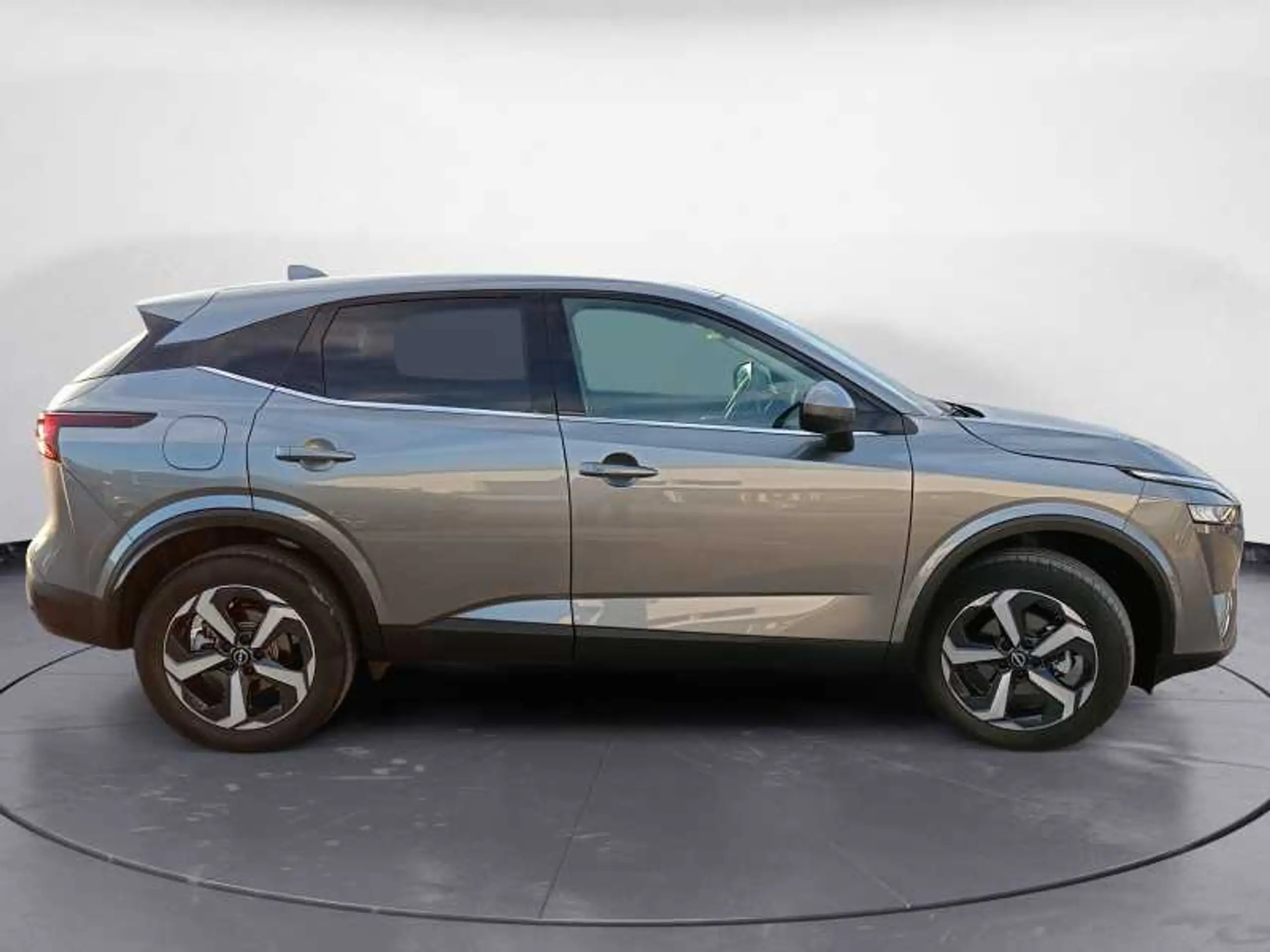 Nissan - Qashqai