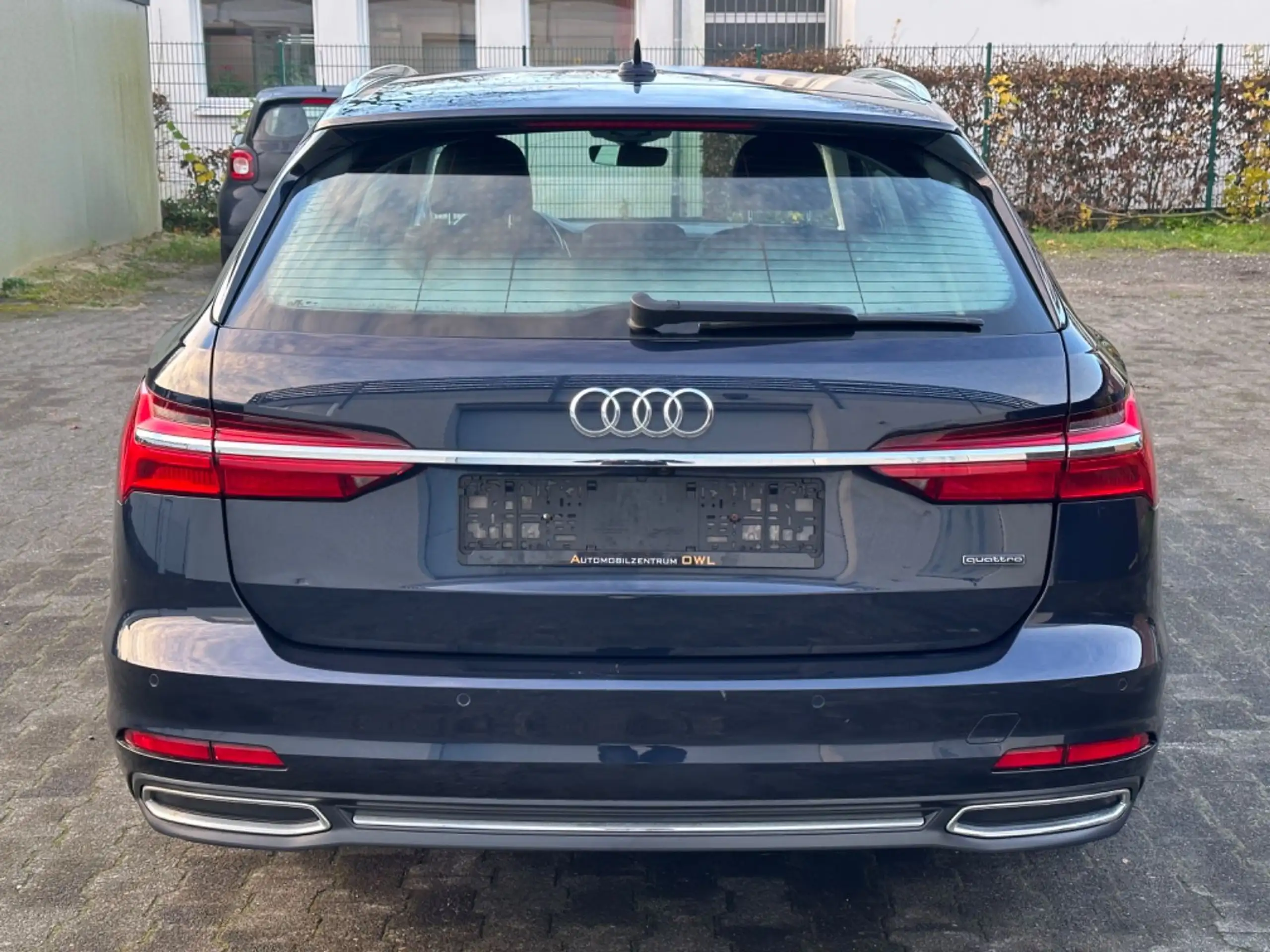 Audi - A6