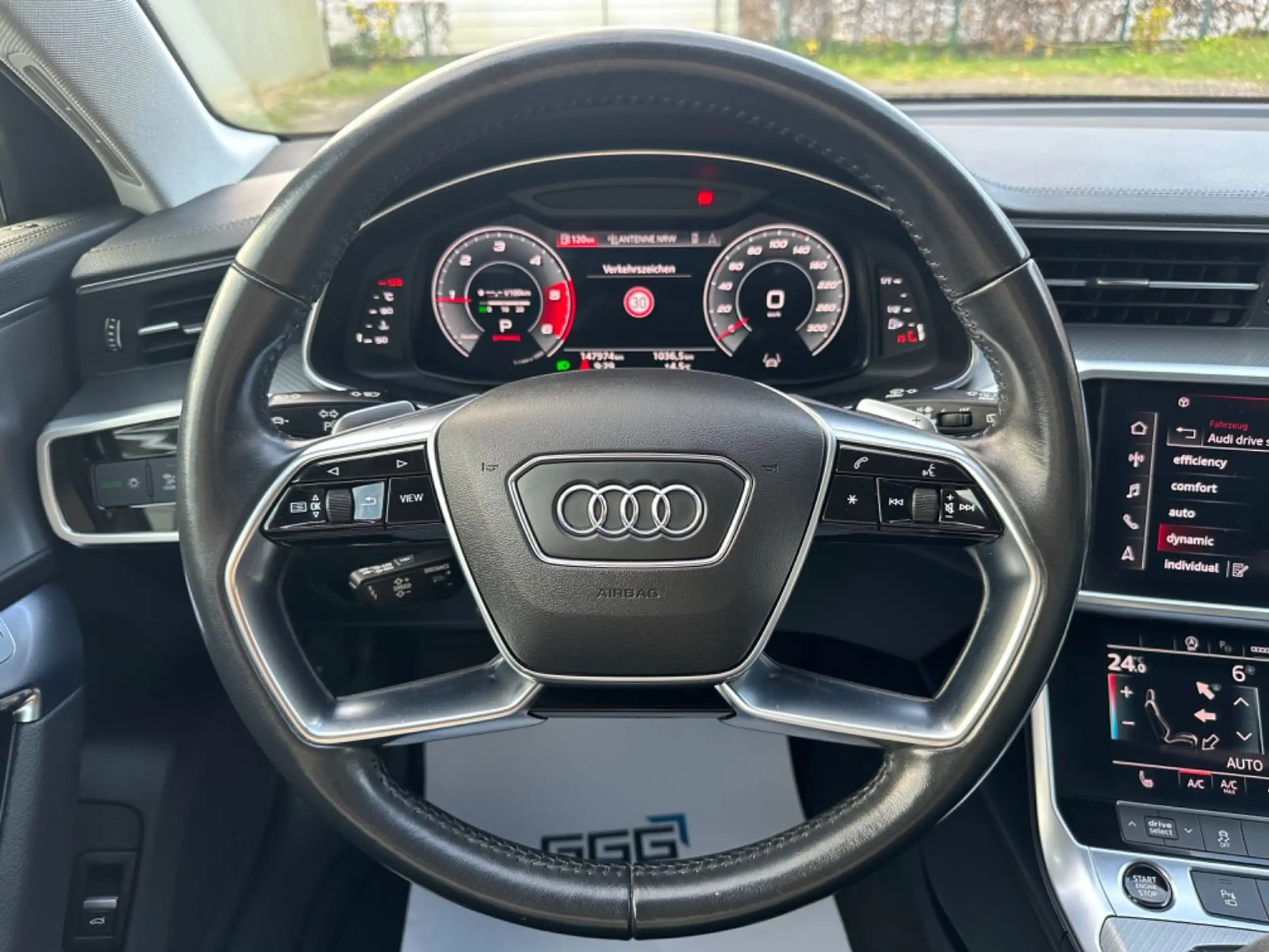 Audi - A6