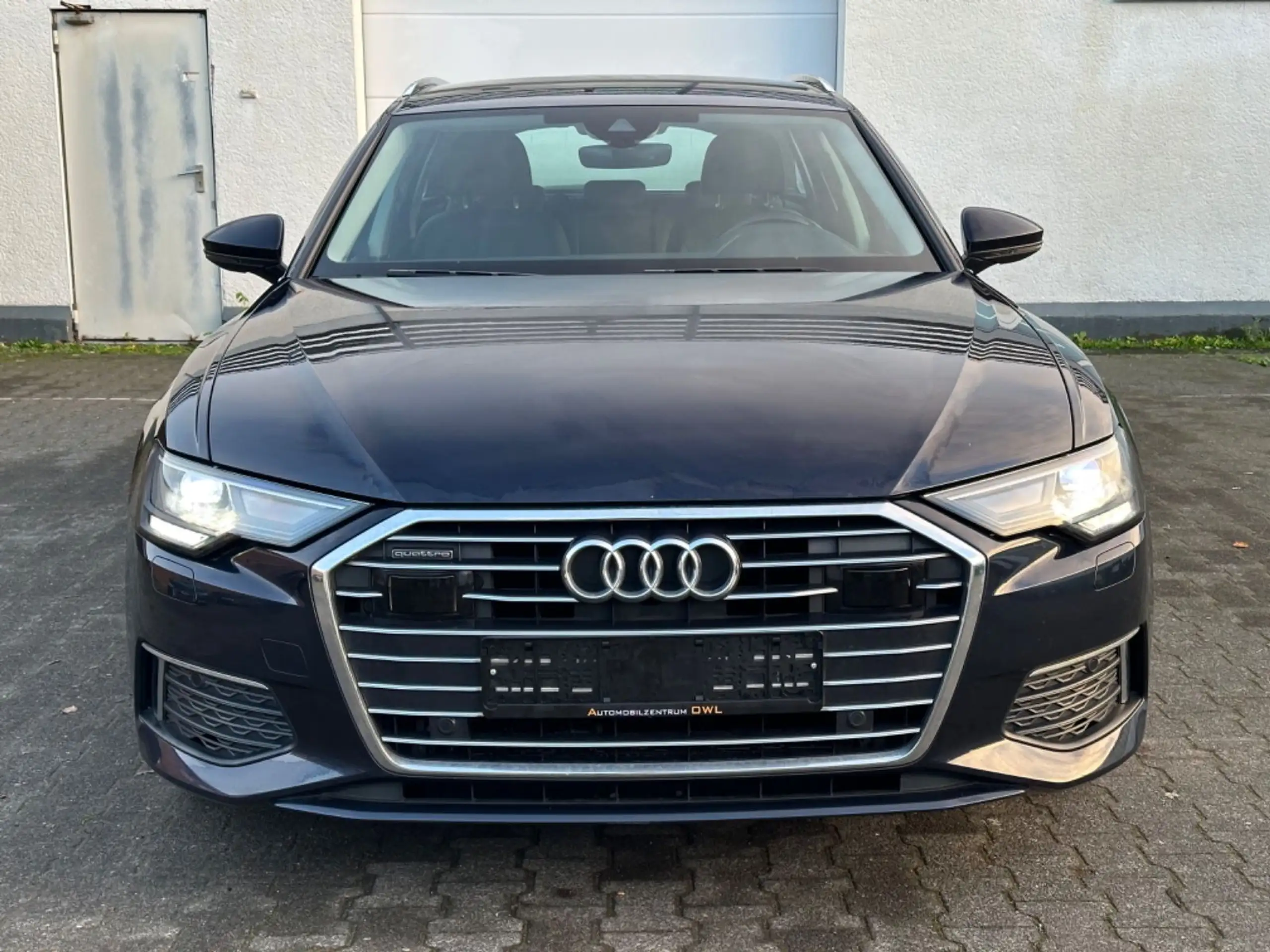 Audi - A6