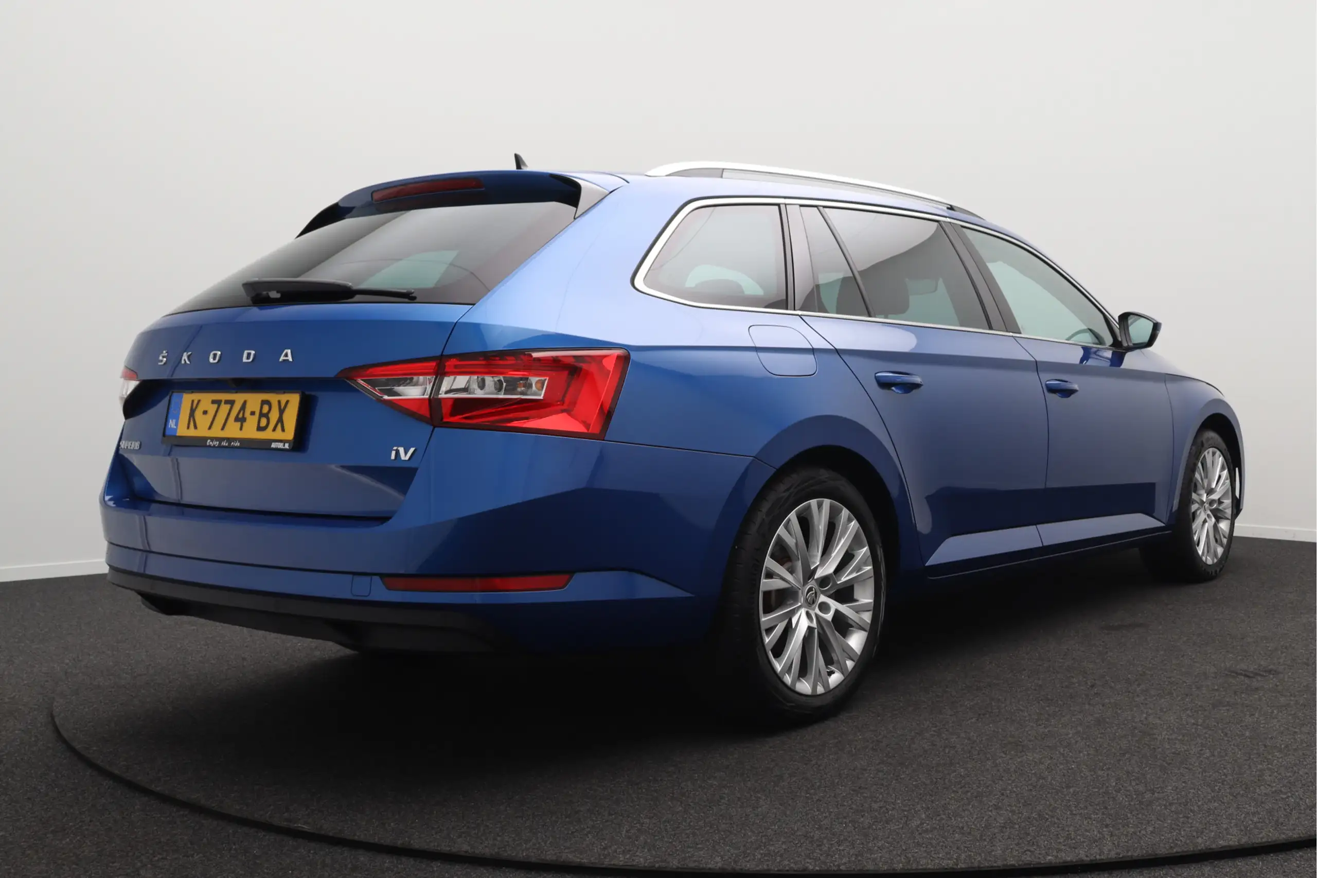 Skoda - Superb