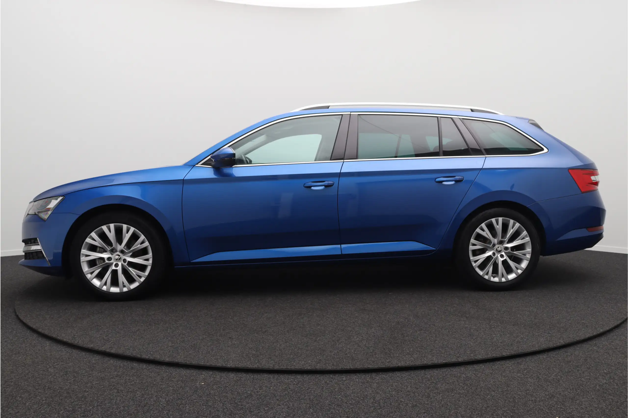 Skoda - Superb