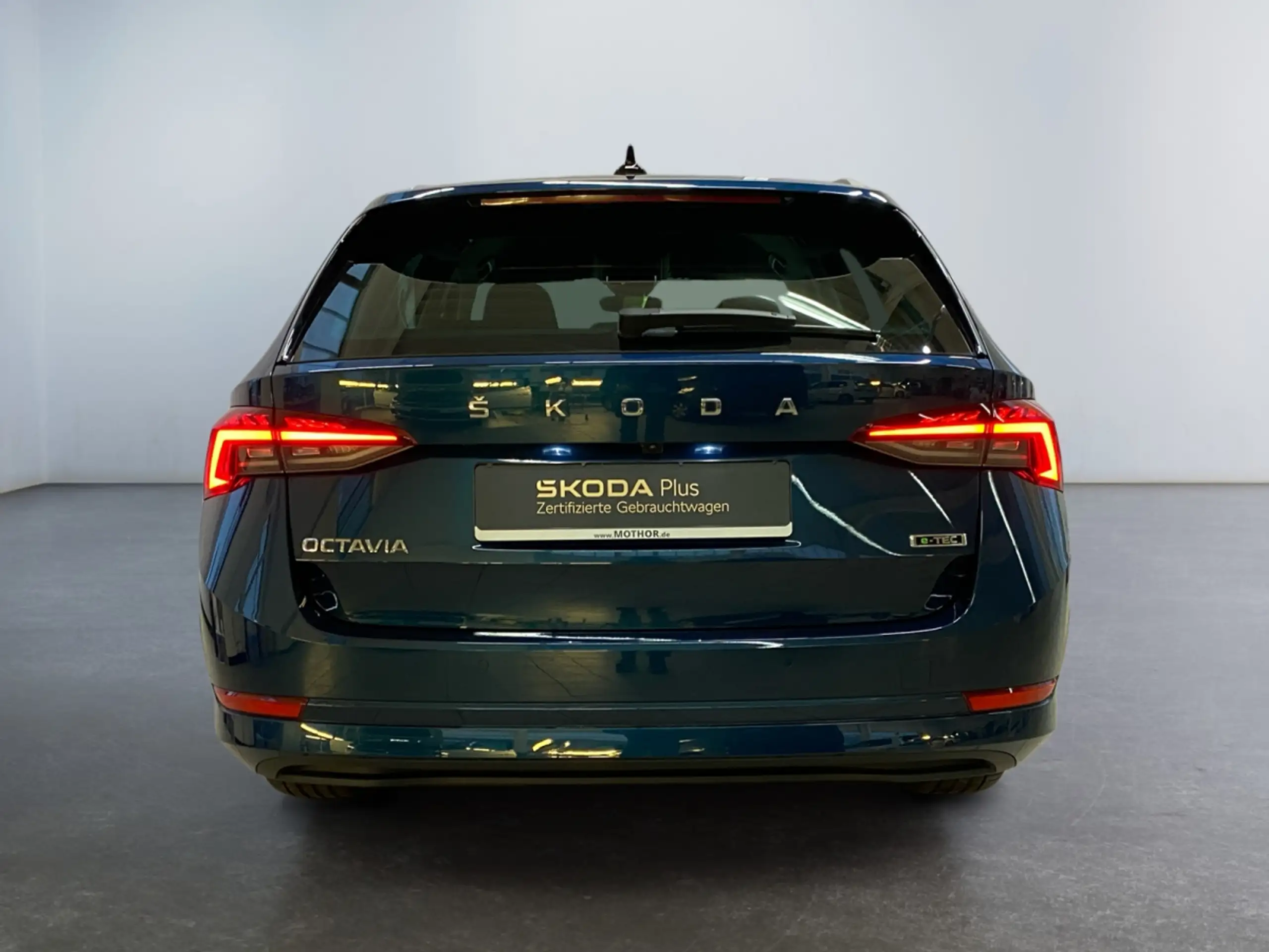 Skoda - Octavia