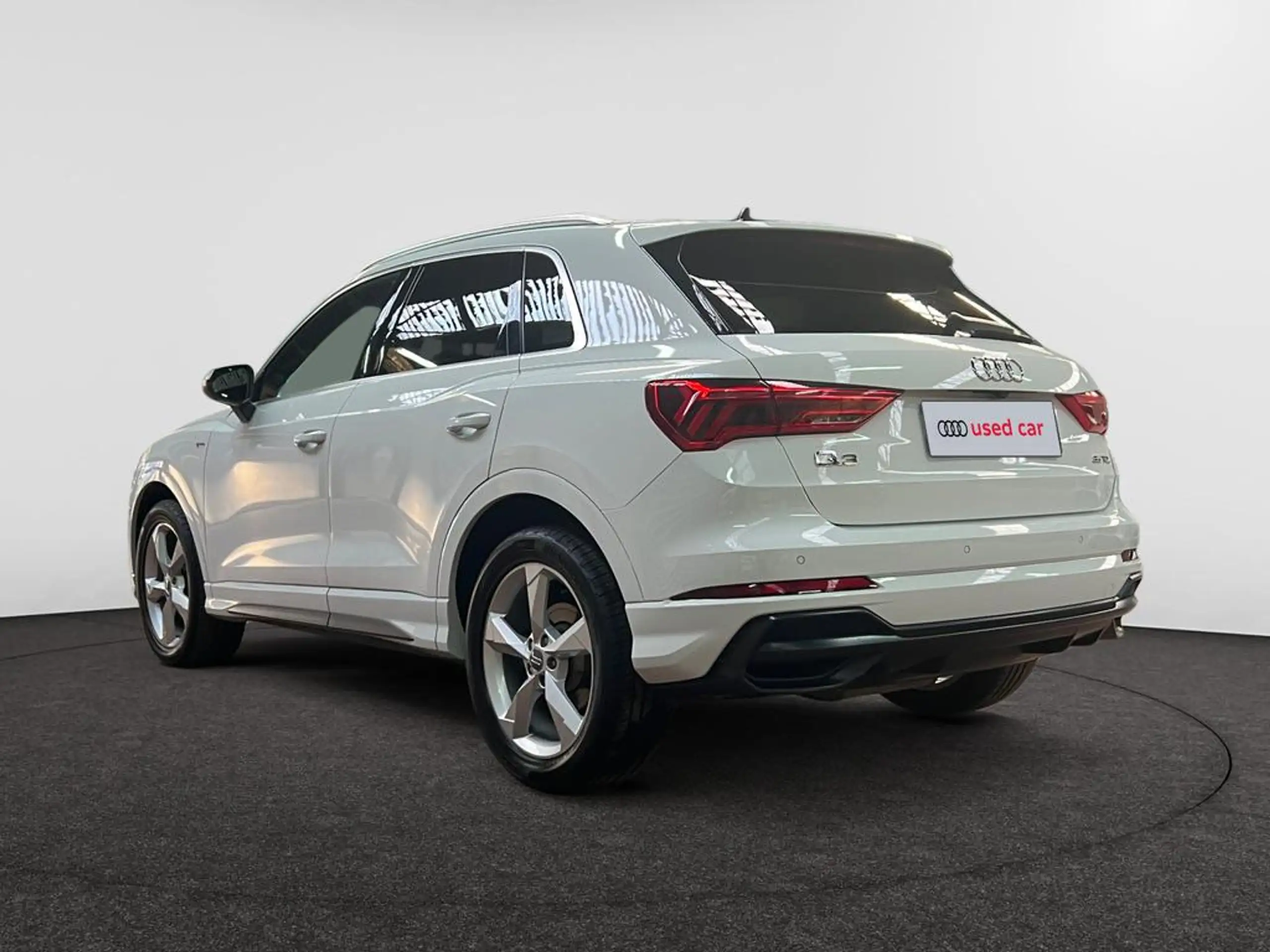 Audi - Q3