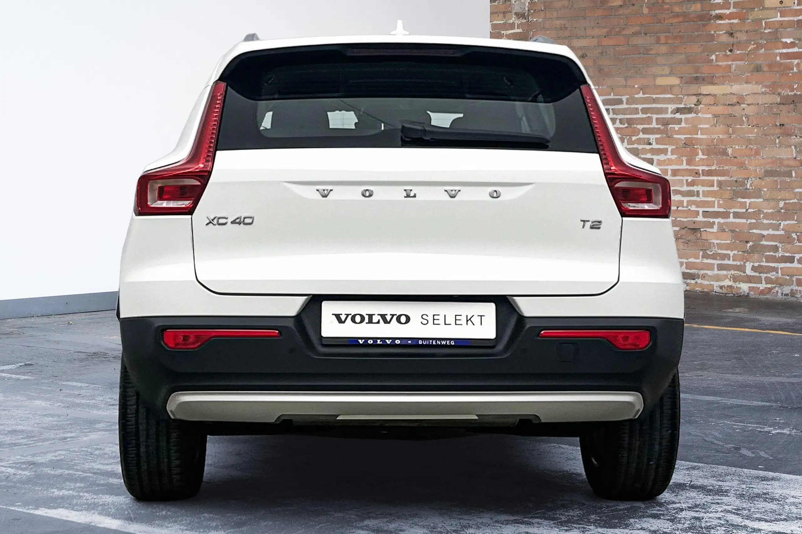 Volvo - XC40