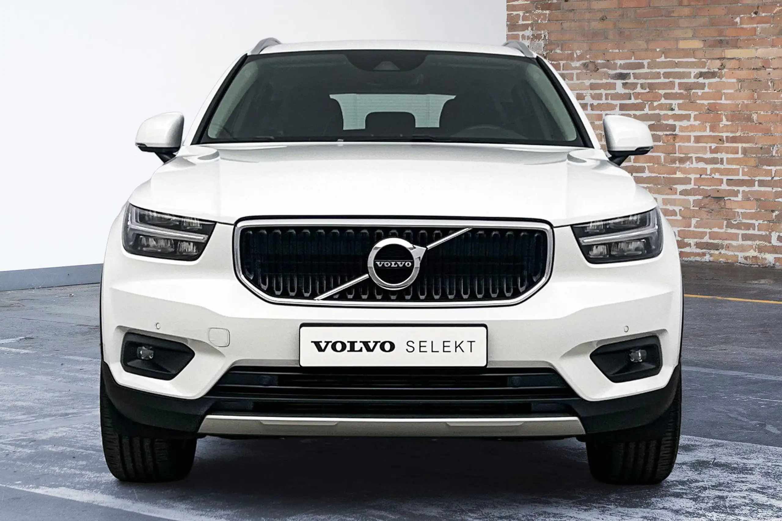 Volvo - XC40