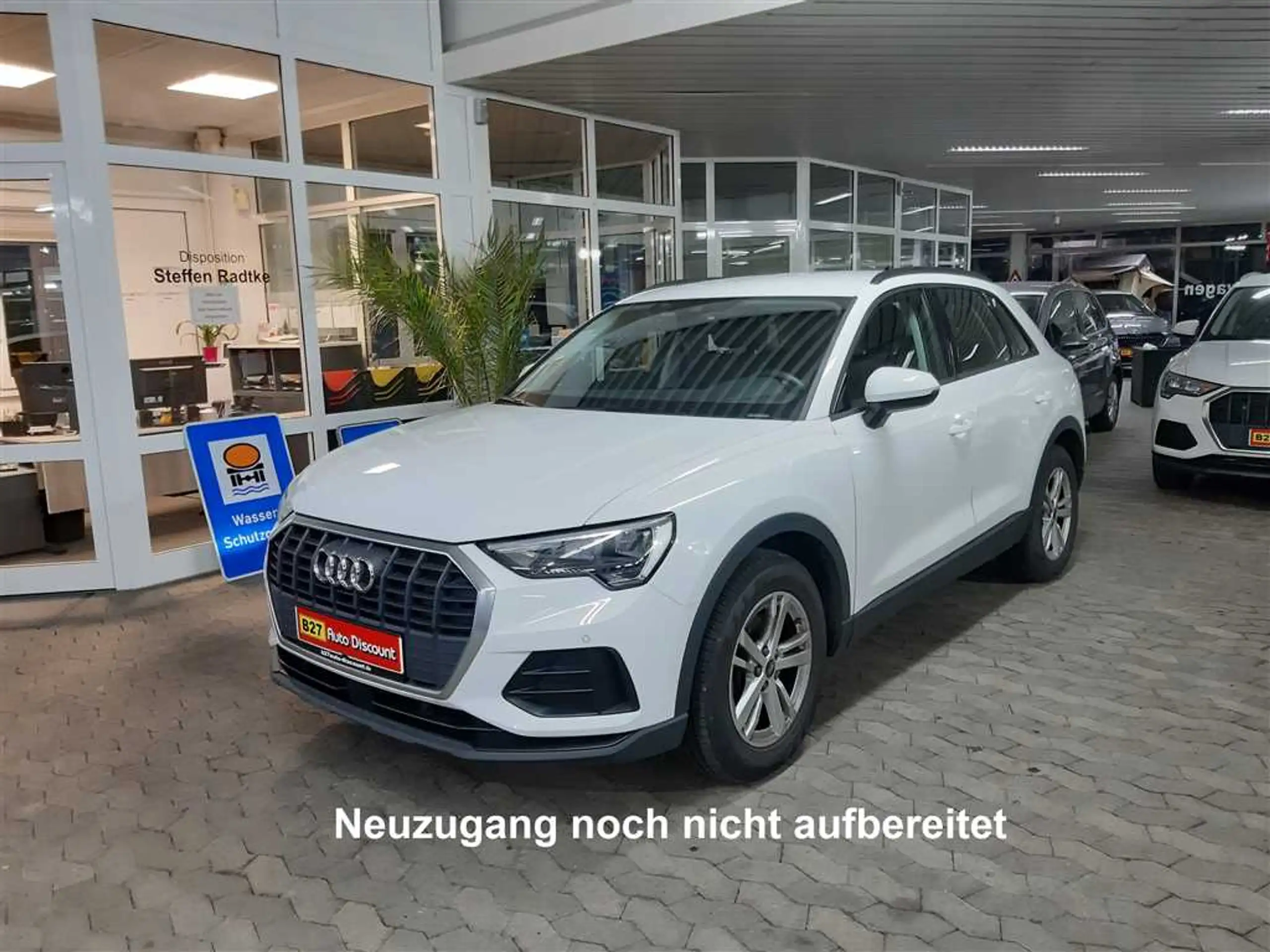 Audi - Q3