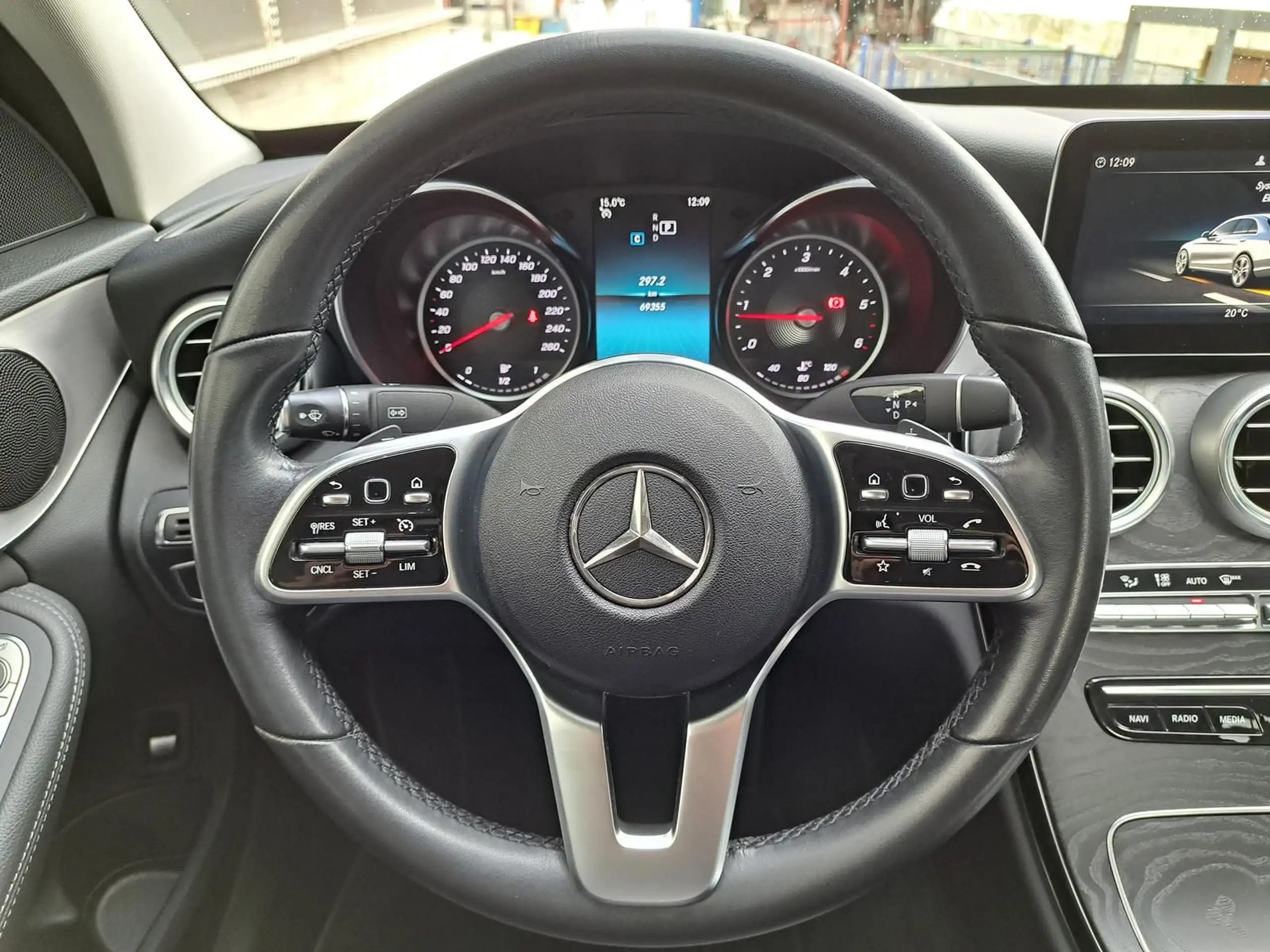 Mercedes-Benz - C 220