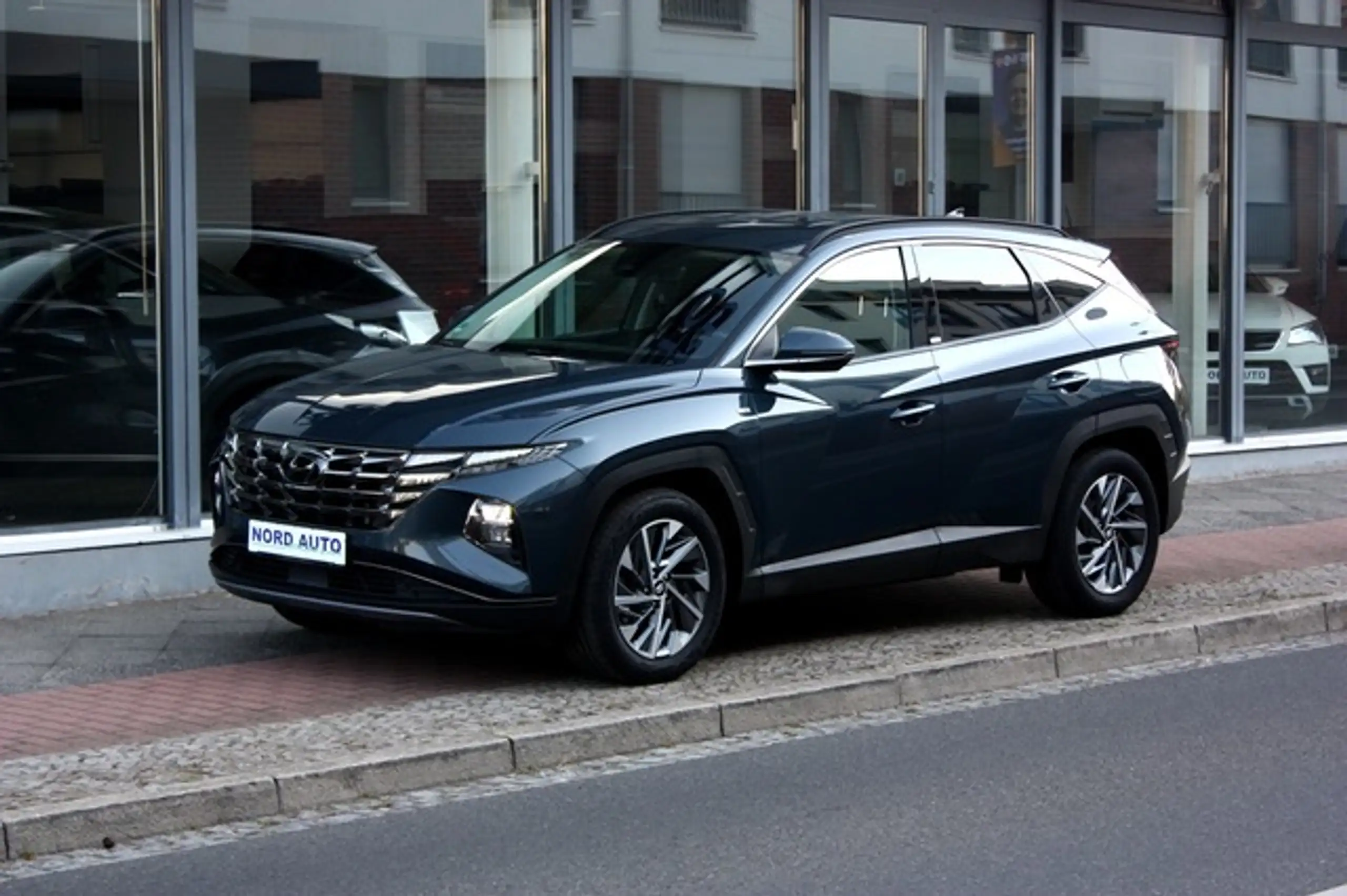 Hyundai - TUCSON