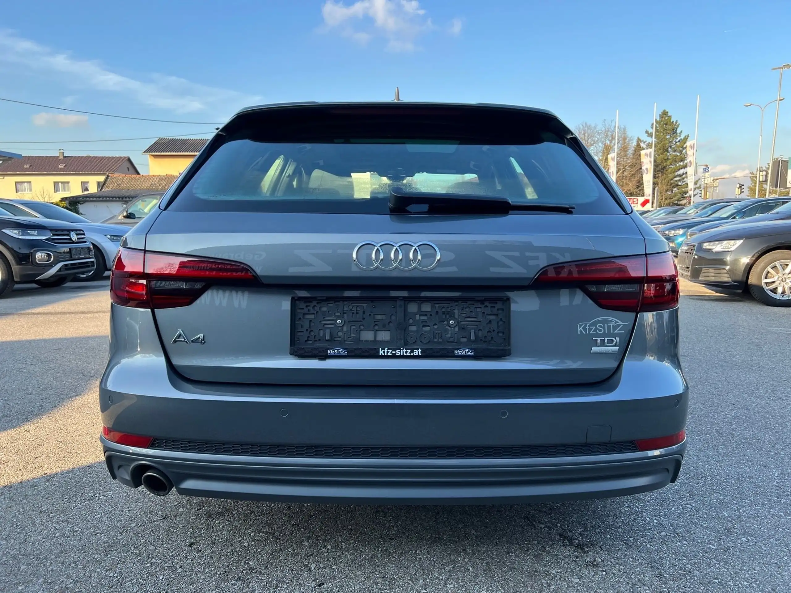 Audi - A4