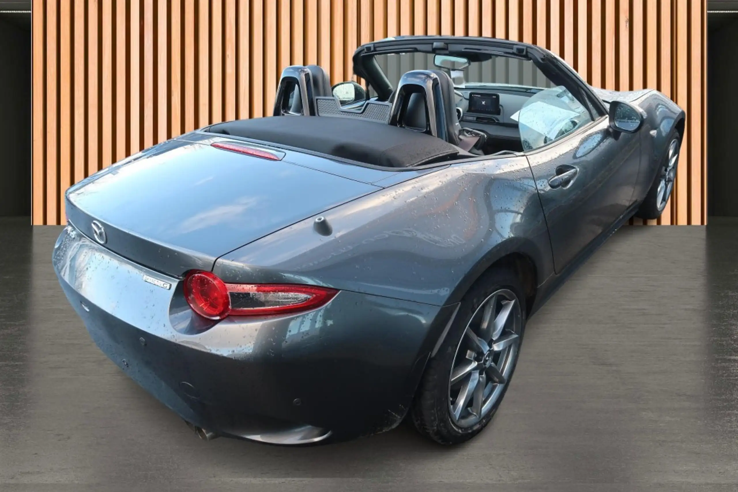 Mazda - MX-5