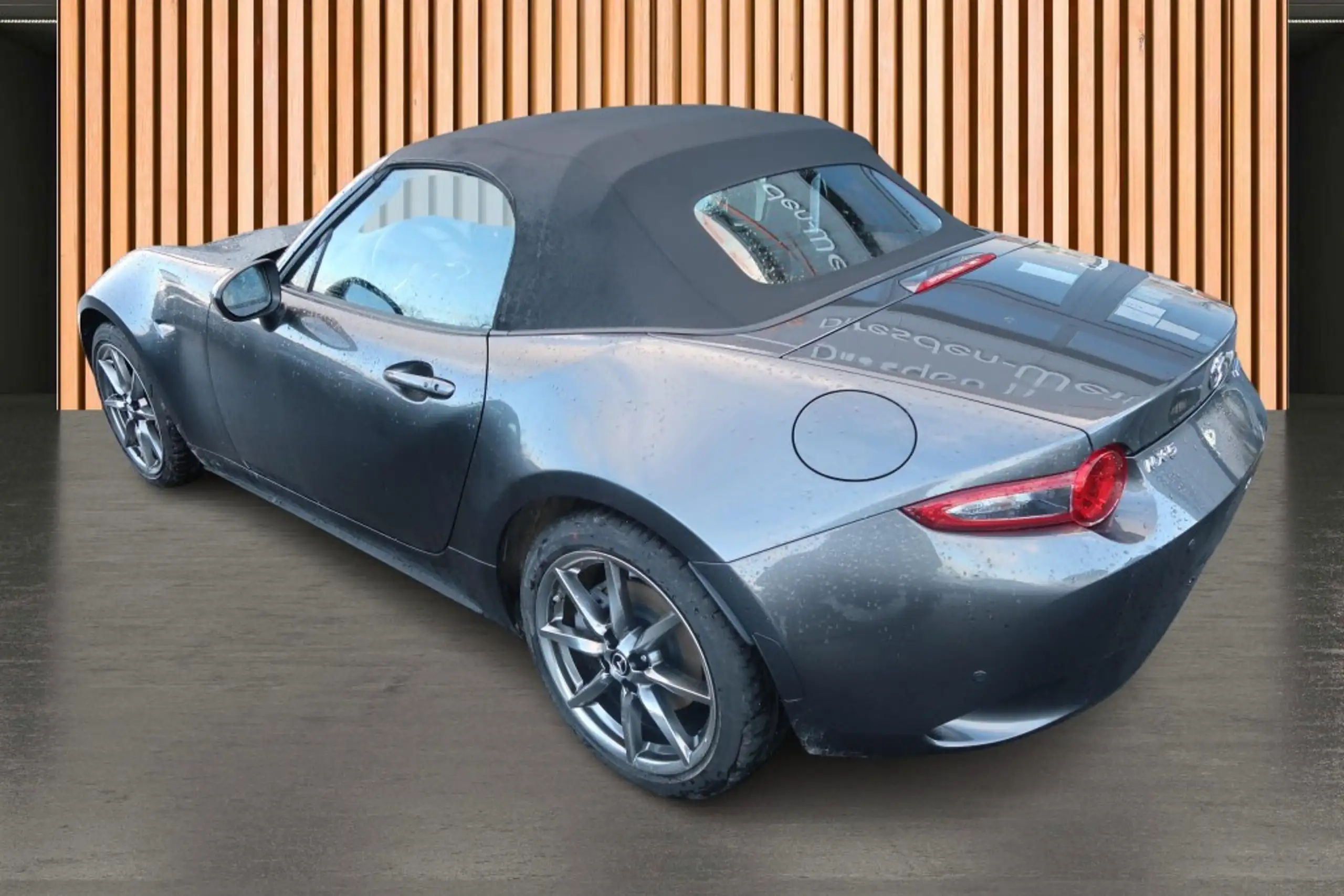 Mazda - MX-5