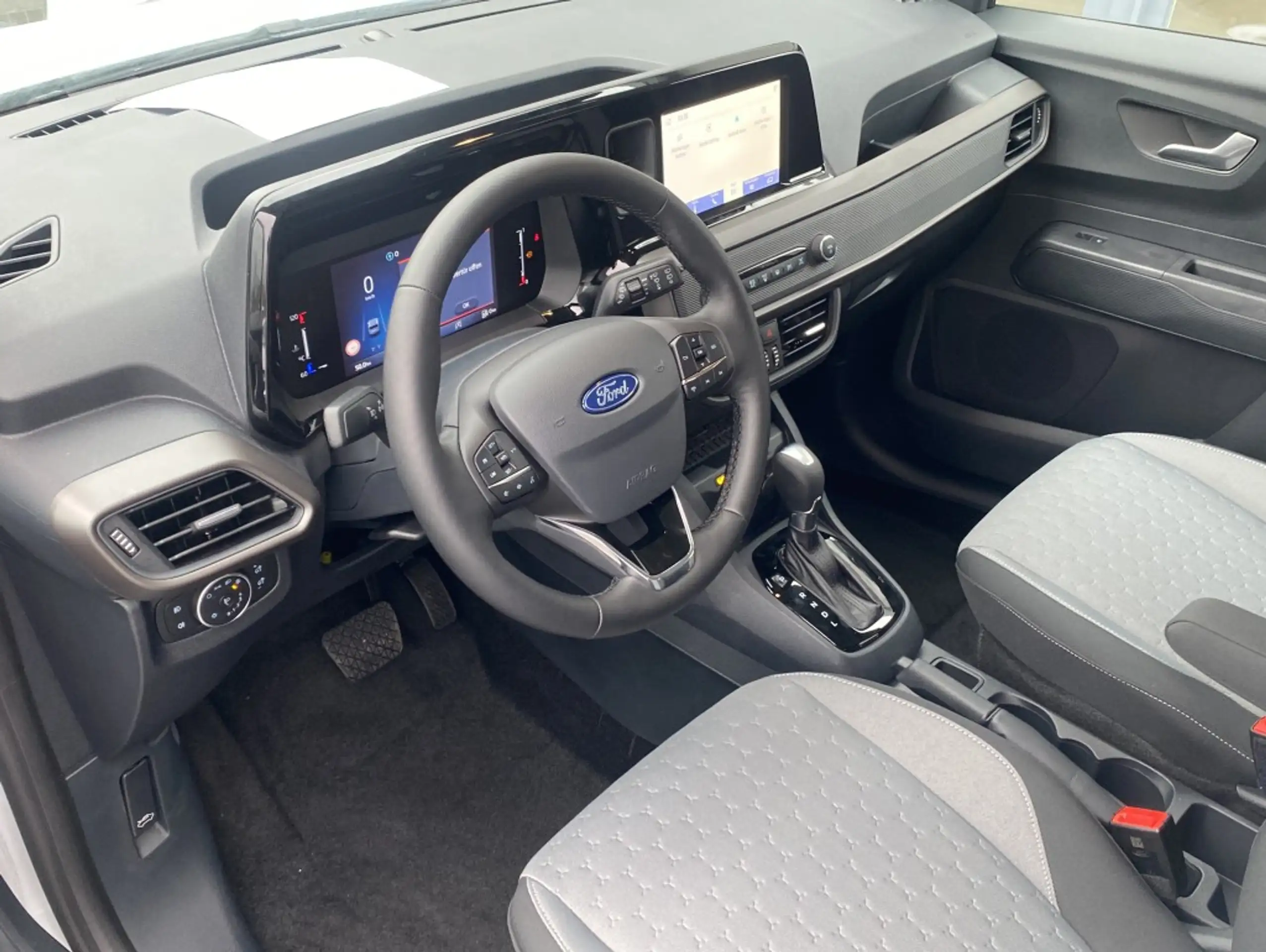 Ford - Tourneo Courier