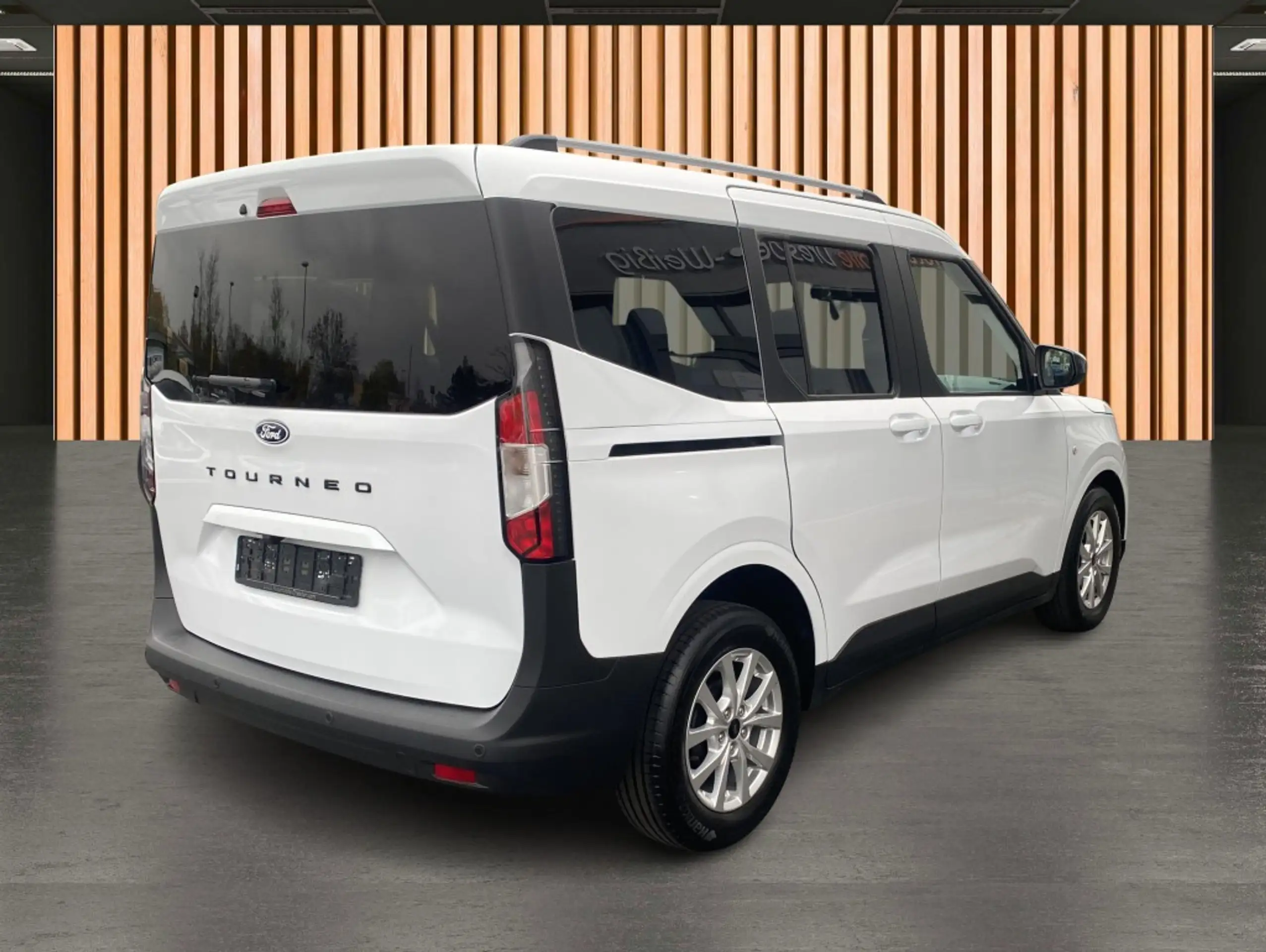 Ford - Tourneo Courier