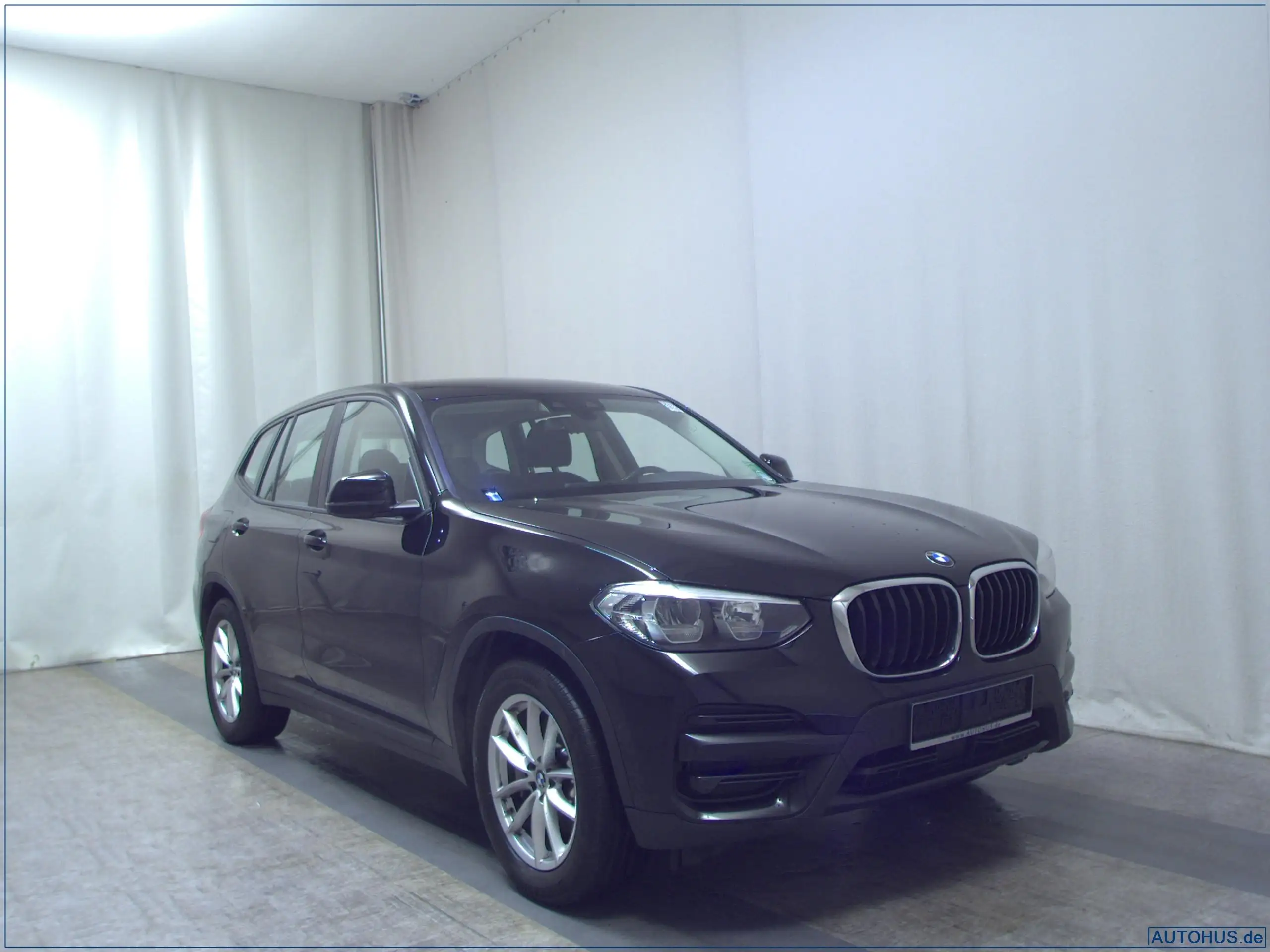 BMW - X3