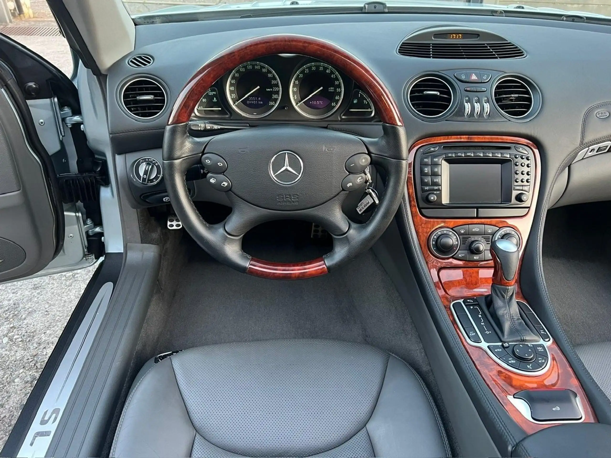 Mercedes-Benz - SL 500