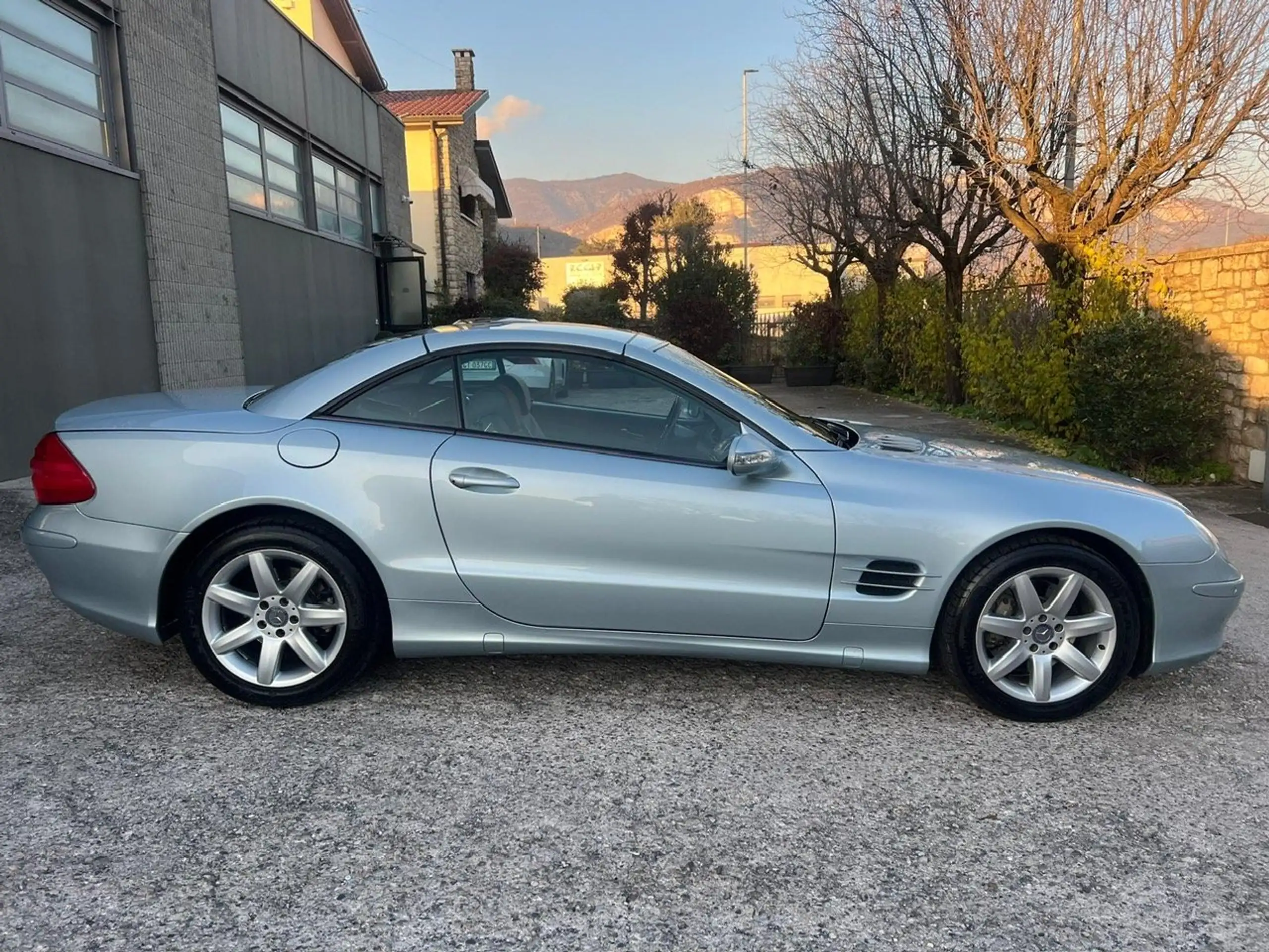 Mercedes-Benz - SL 500