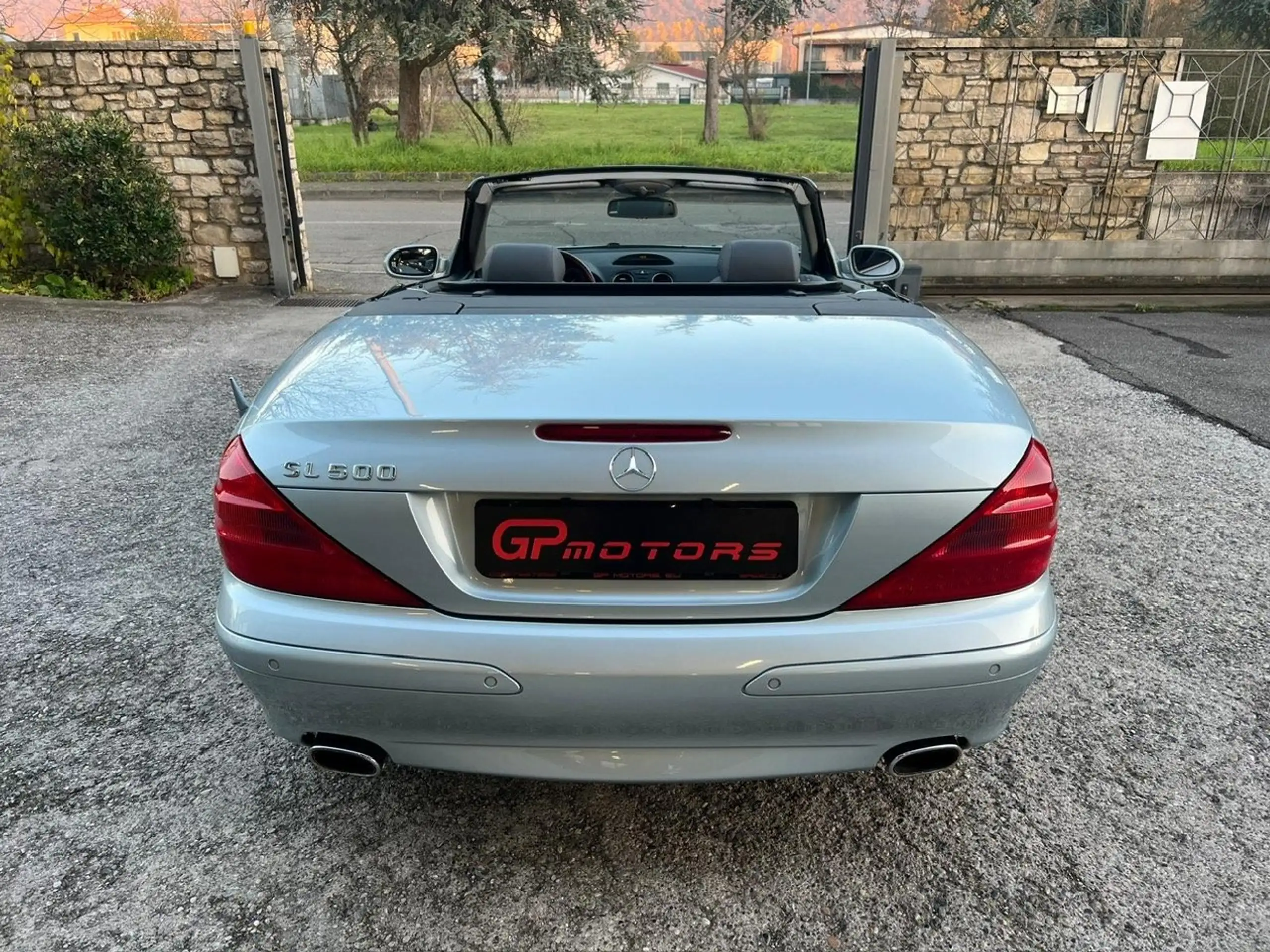 Mercedes-Benz - SL 500