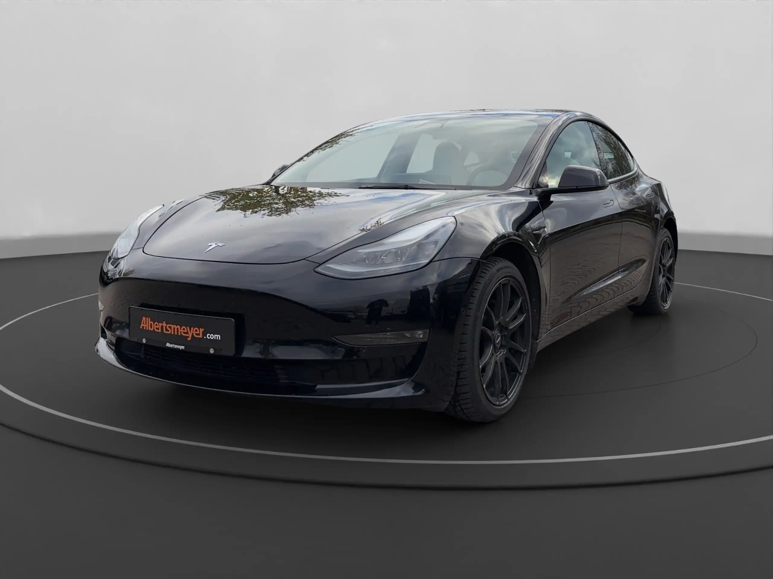 Tesla - Model 3