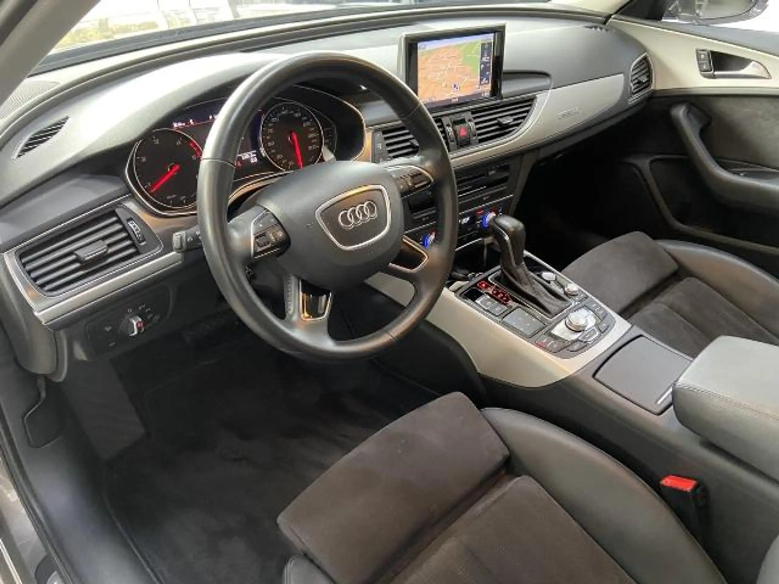 Audi - A6