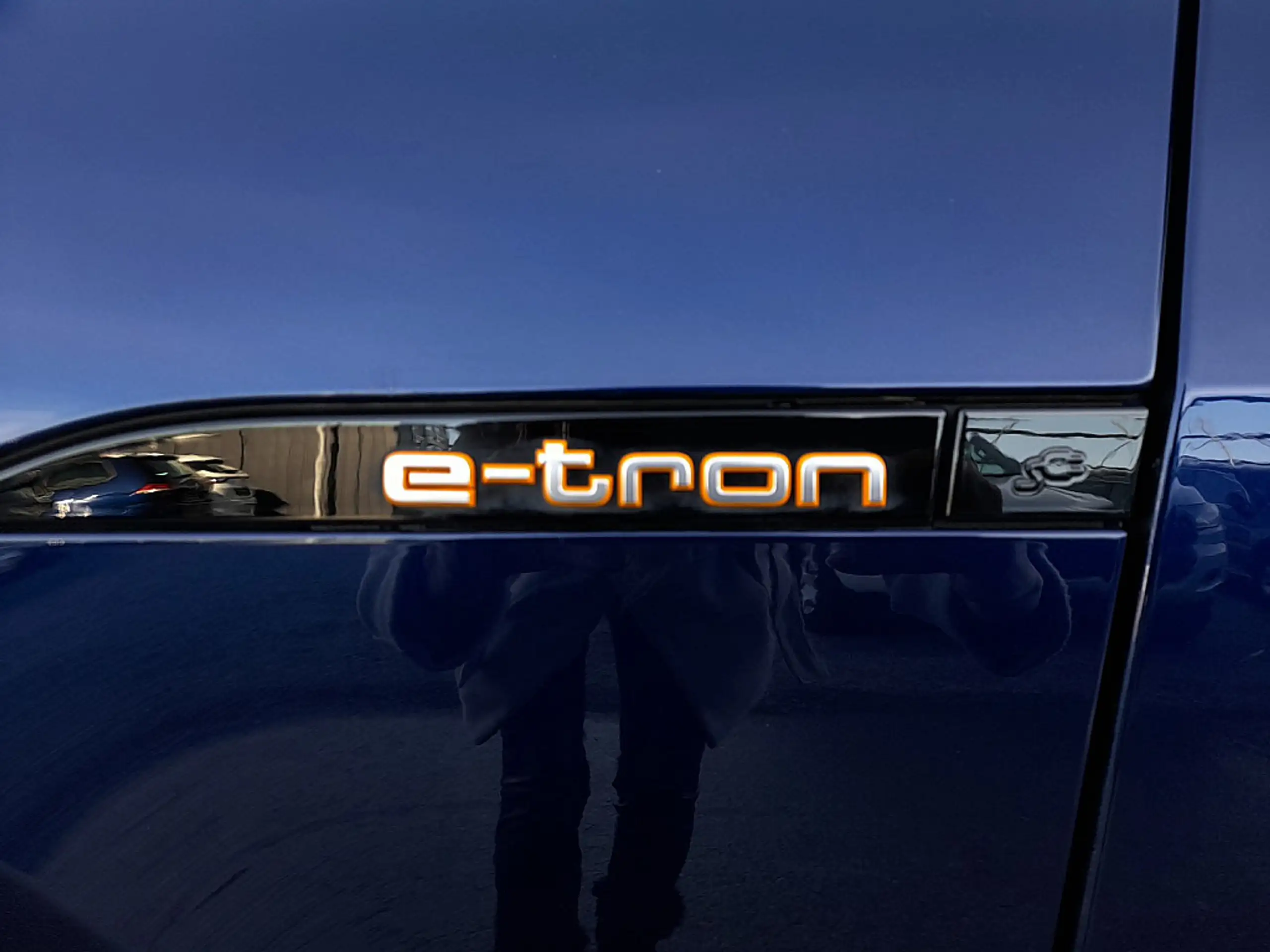 Audi - e-tron