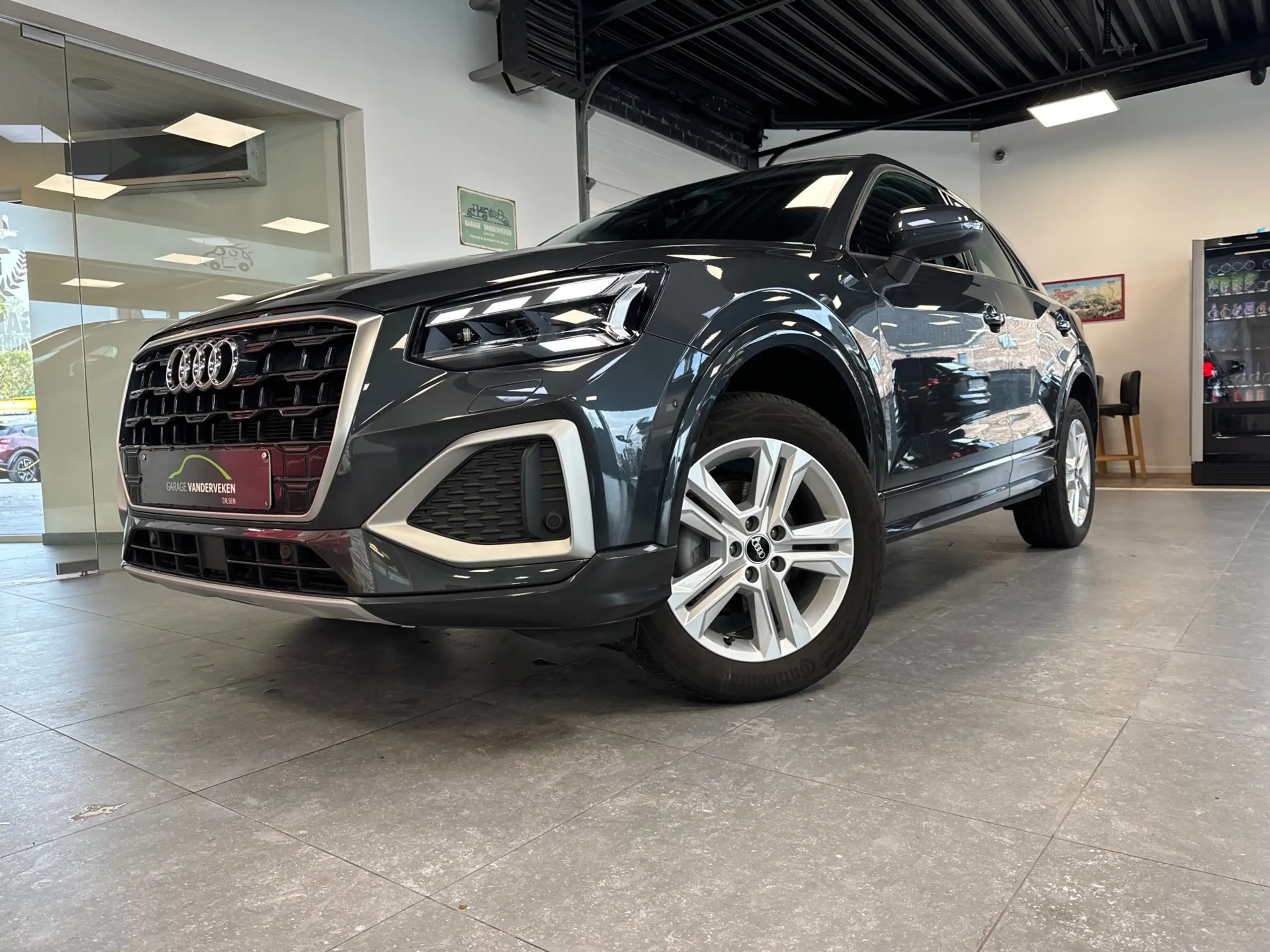 Audi - Q2