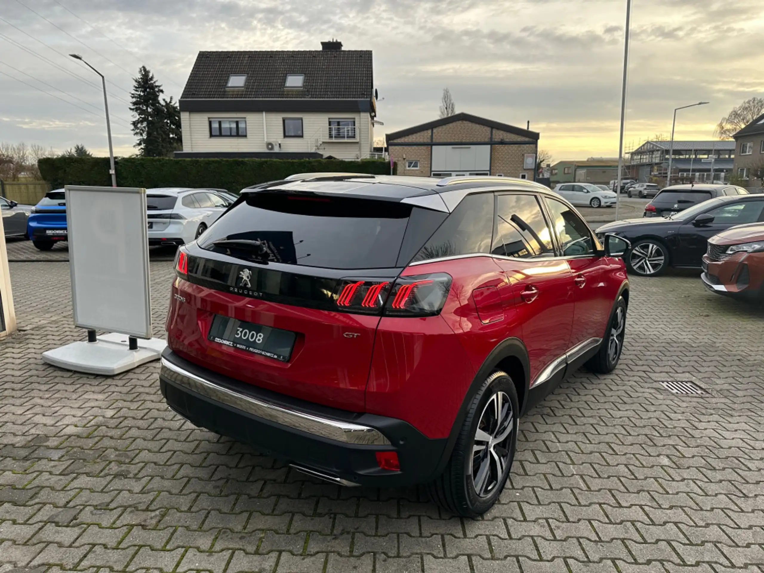 Peugeot - 3008