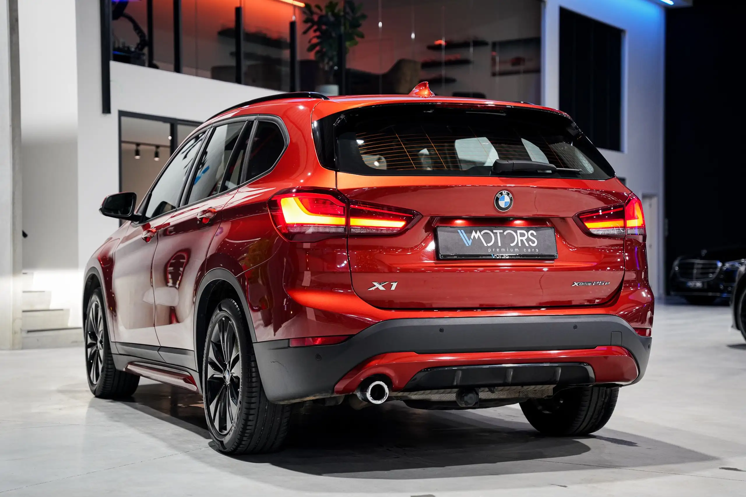 BMW - X1