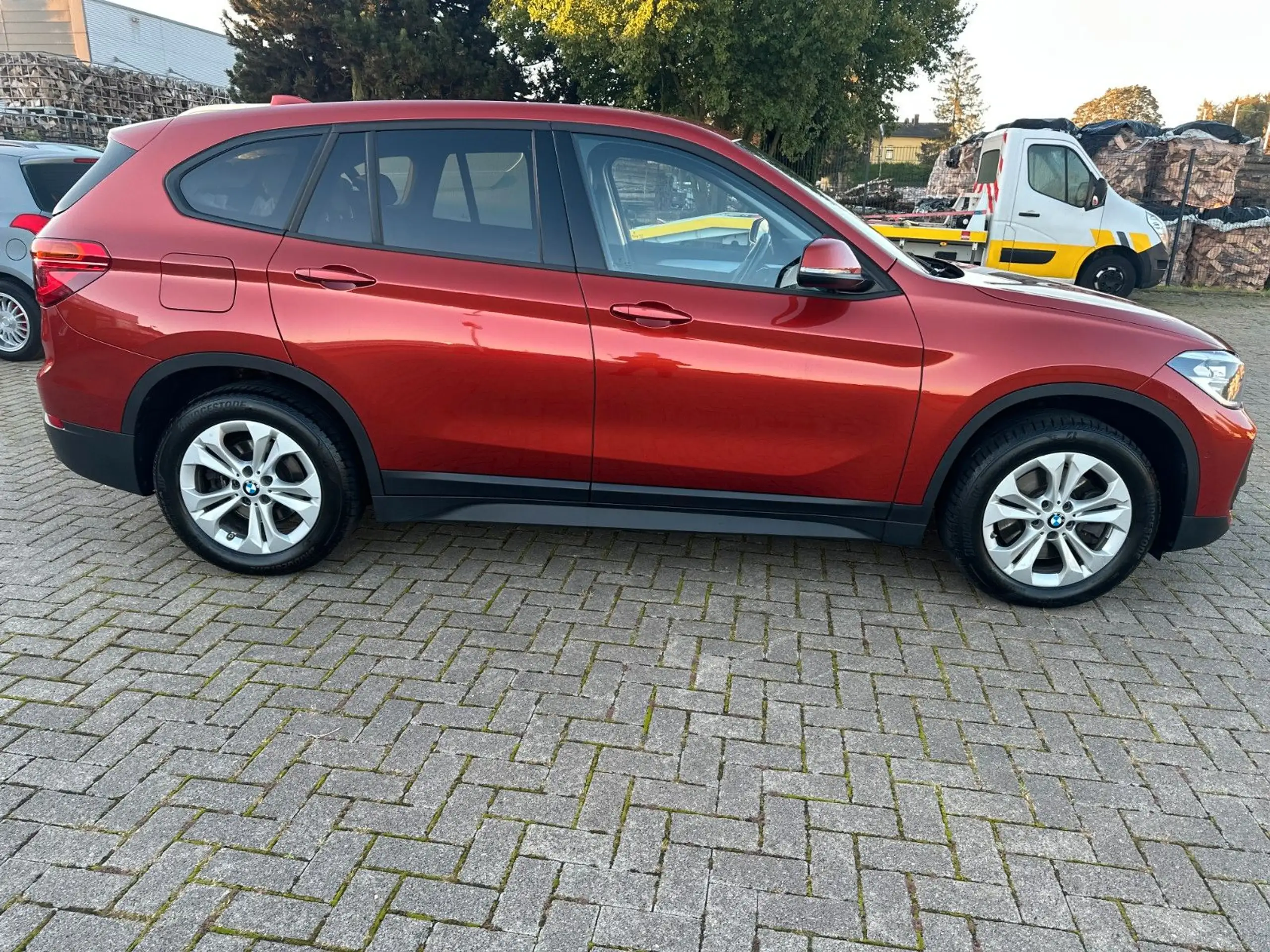 BMW - X1