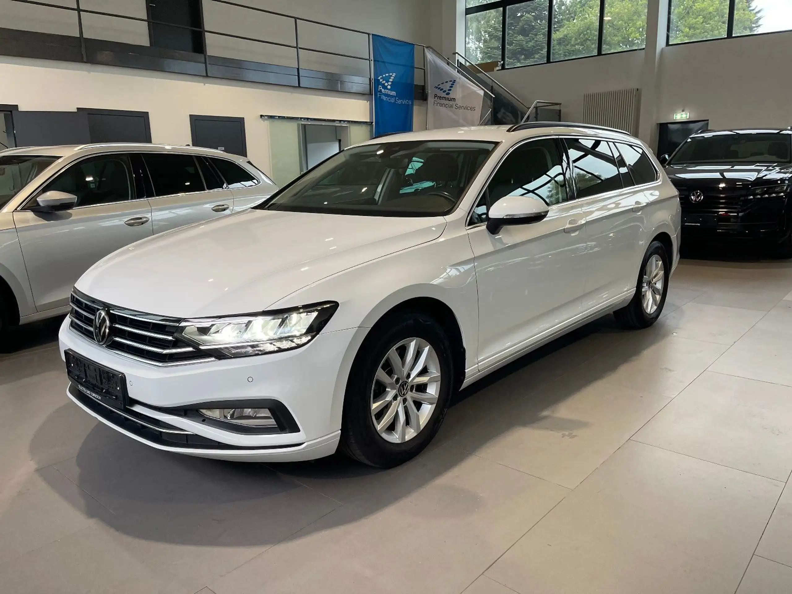 Volkswagen - Passat Variant