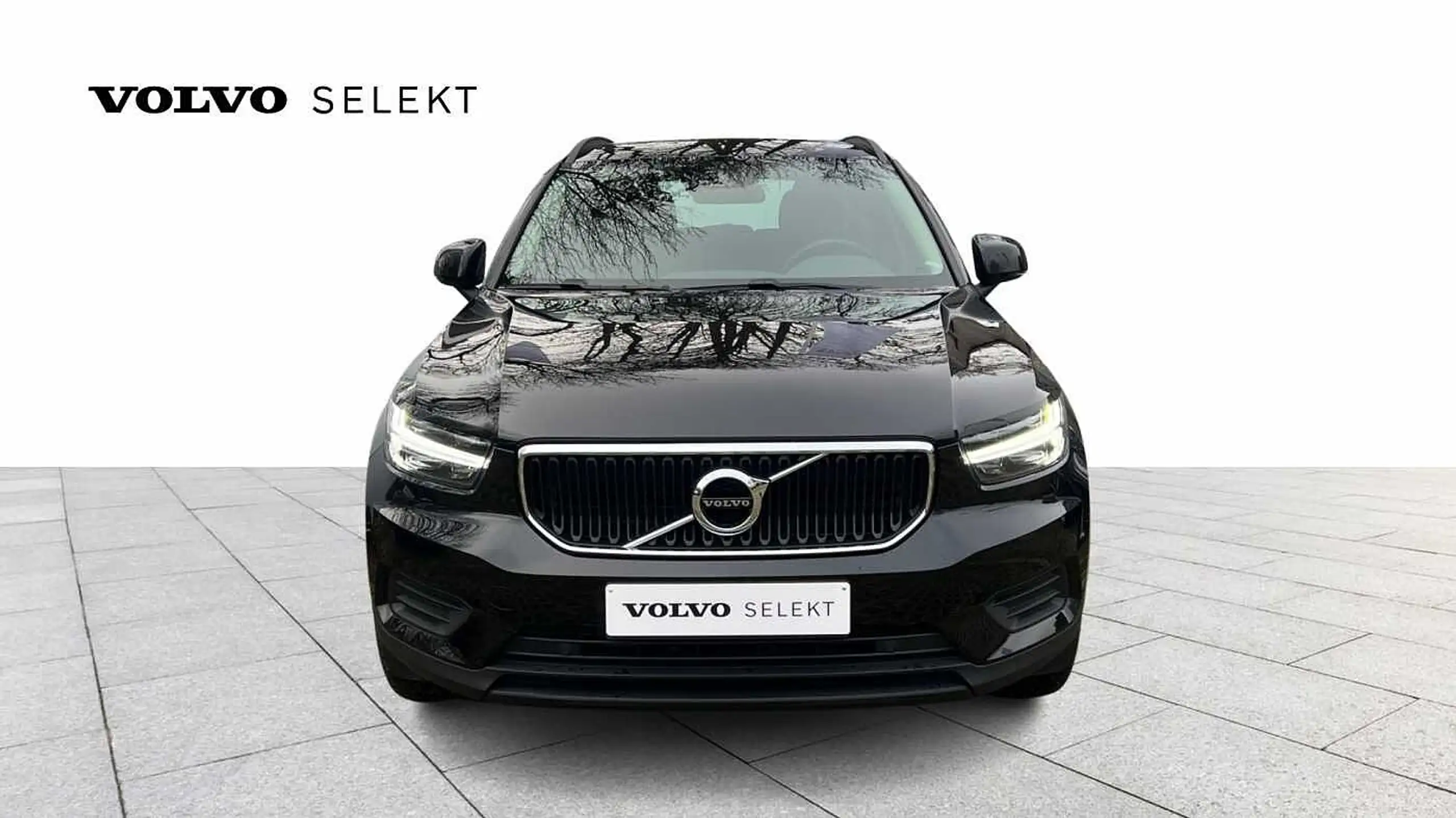 Volvo - XC40