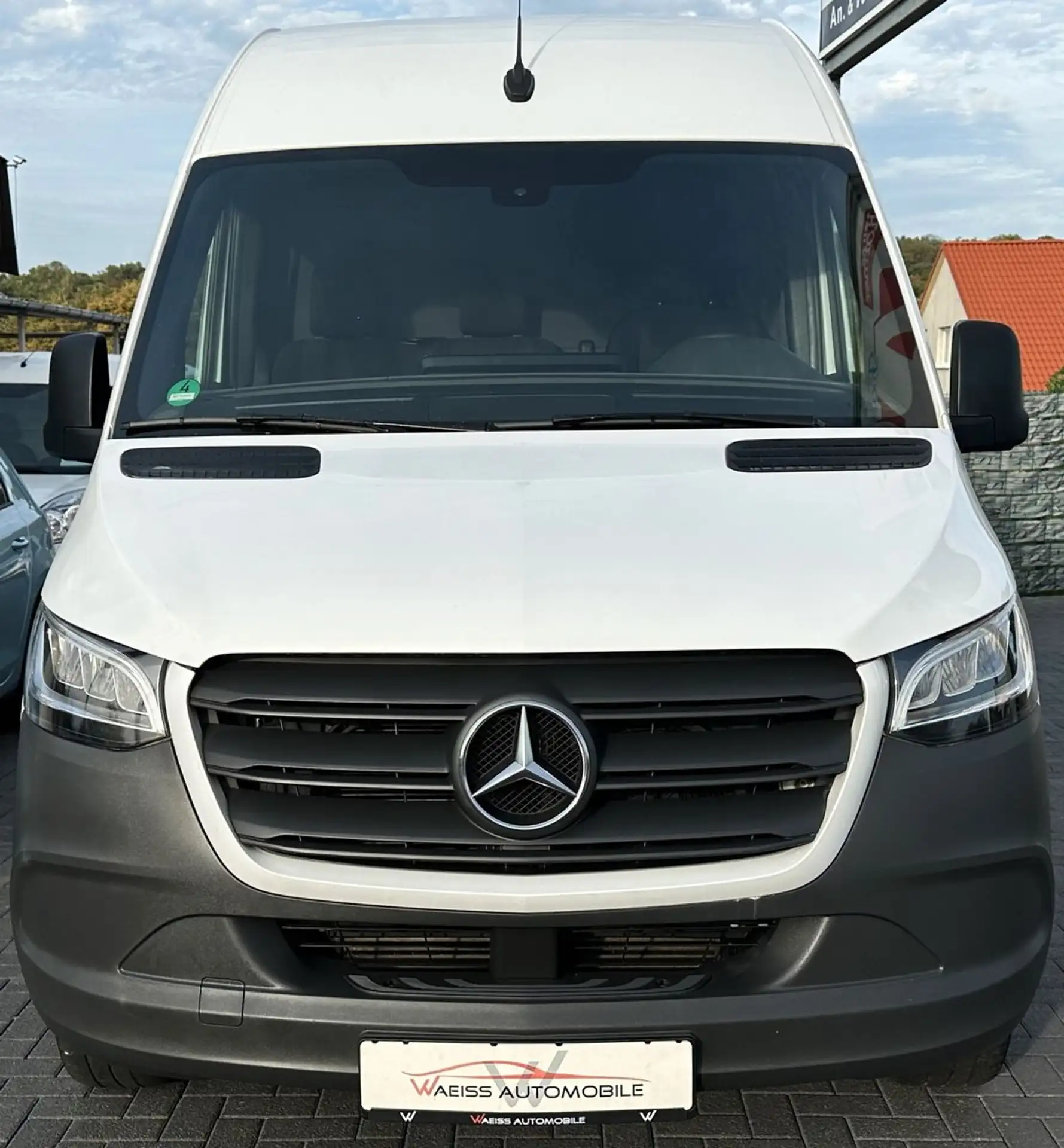 Mercedes-Benz - Sprinter