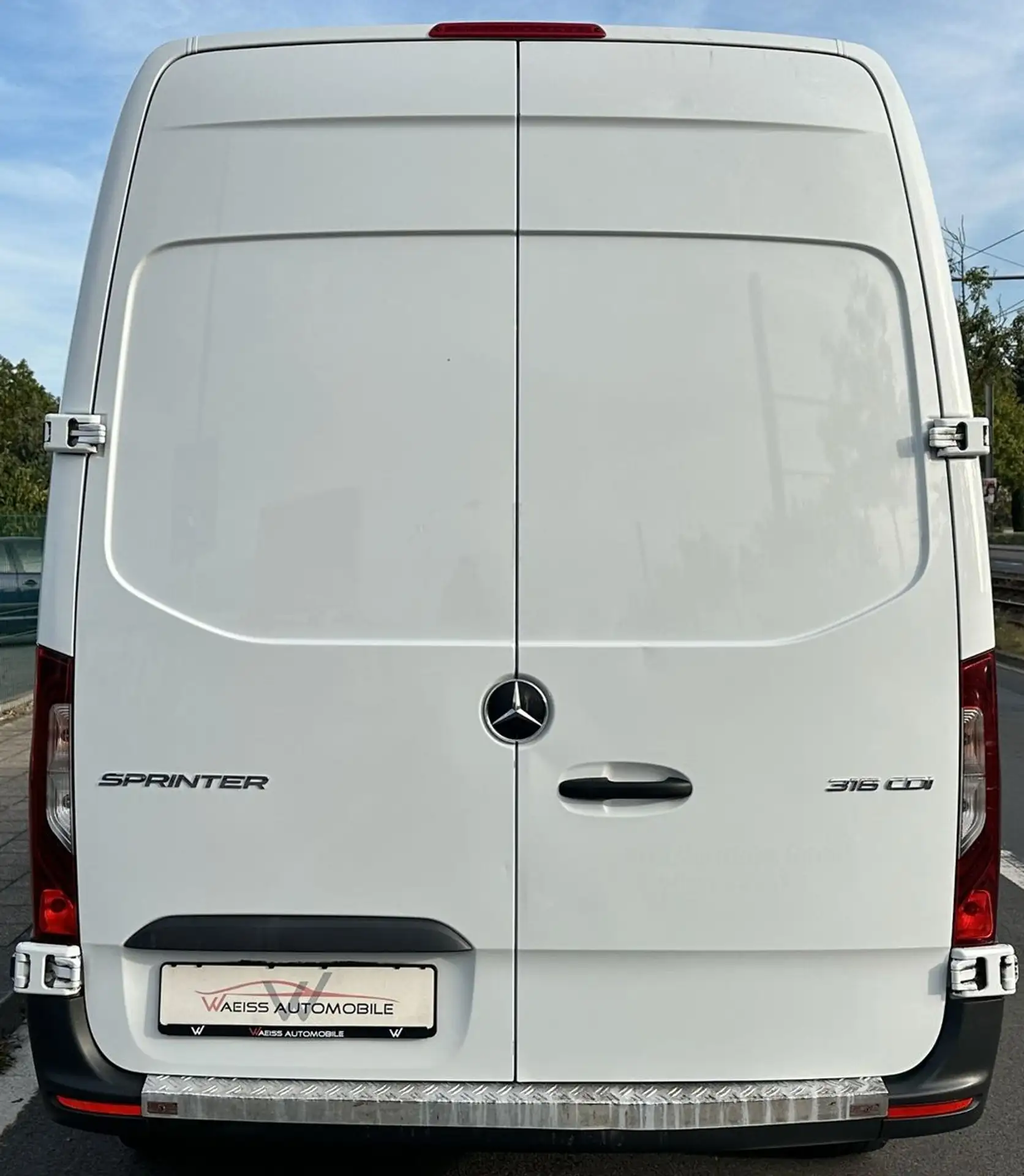 Mercedes-Benz - Sprinter