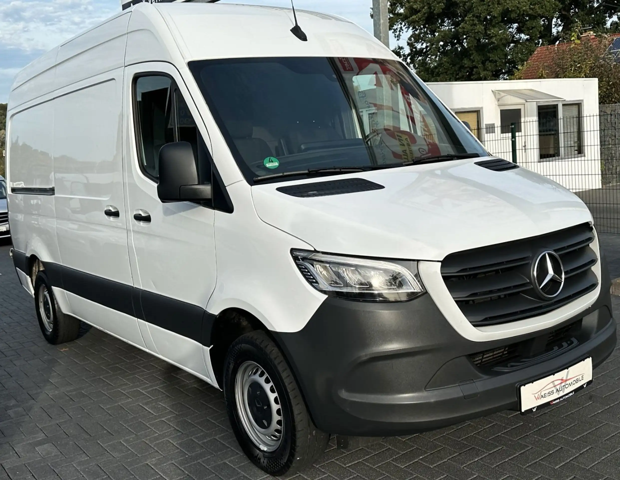 Mercedes-Benz - Sprinter