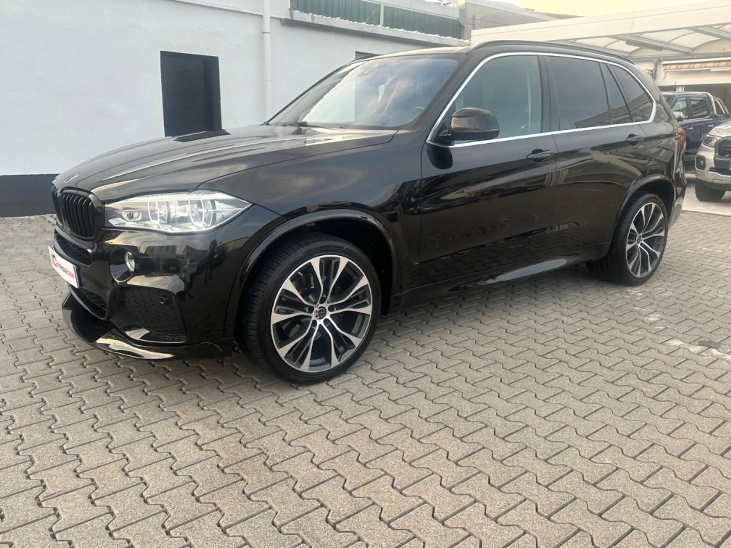 BMW - X5