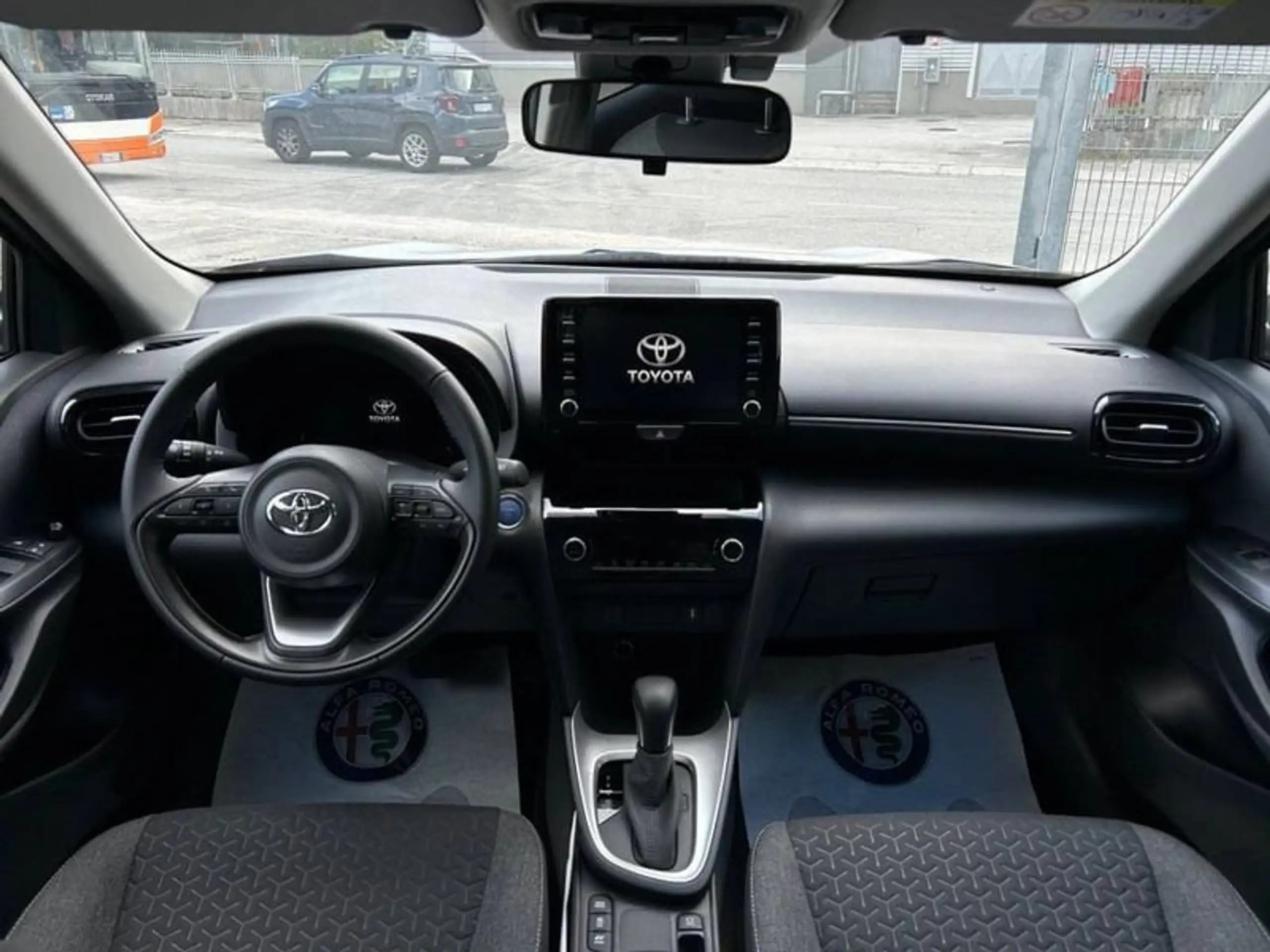 Toyota - Yaris Cross