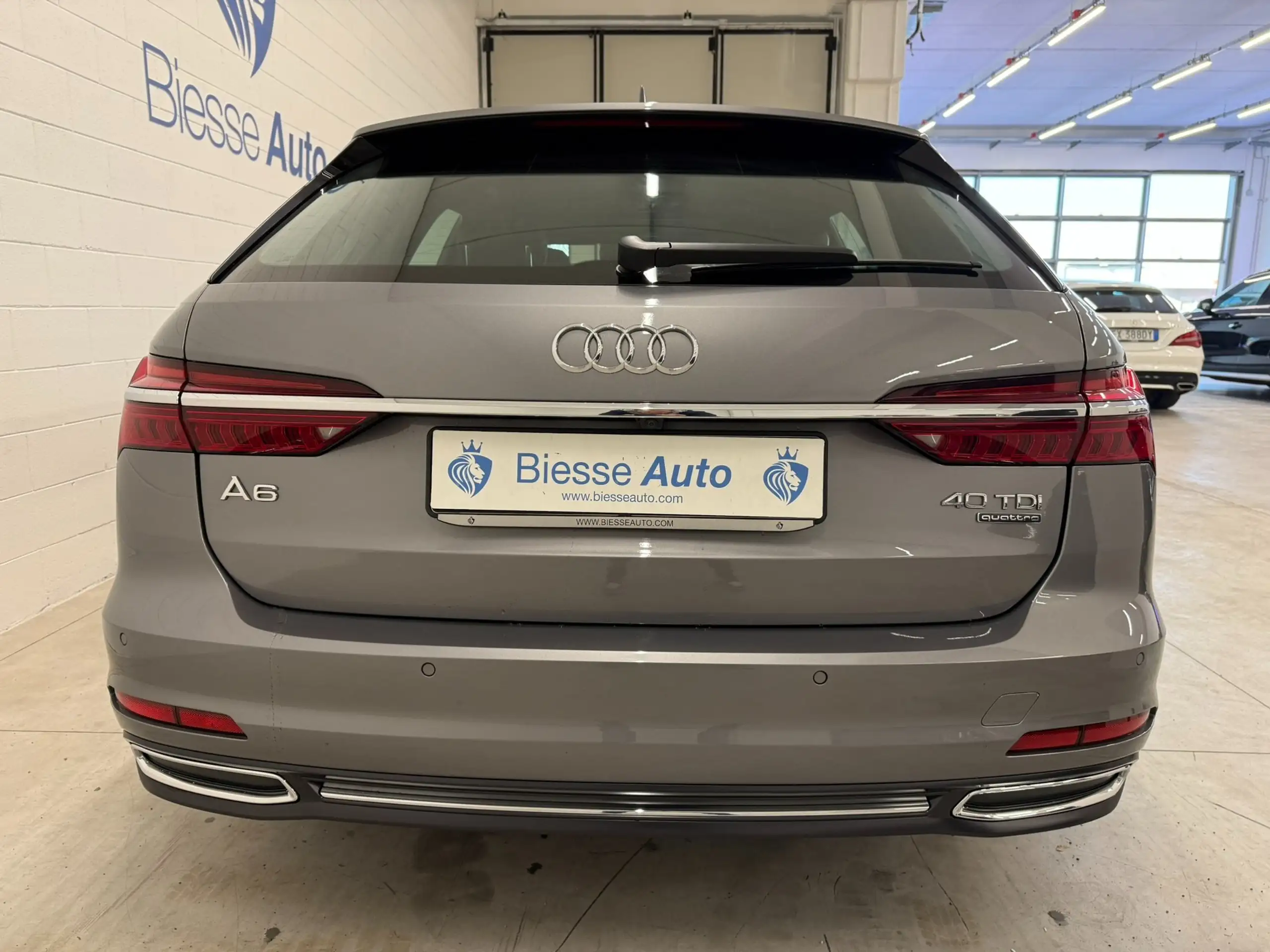 Audi - A6