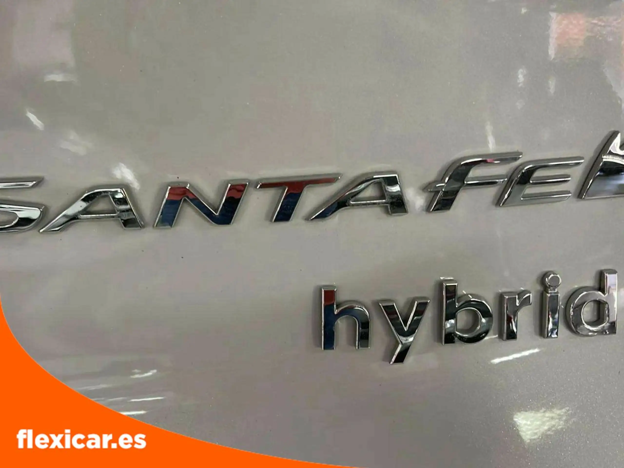 Hyundai - SANTA FE