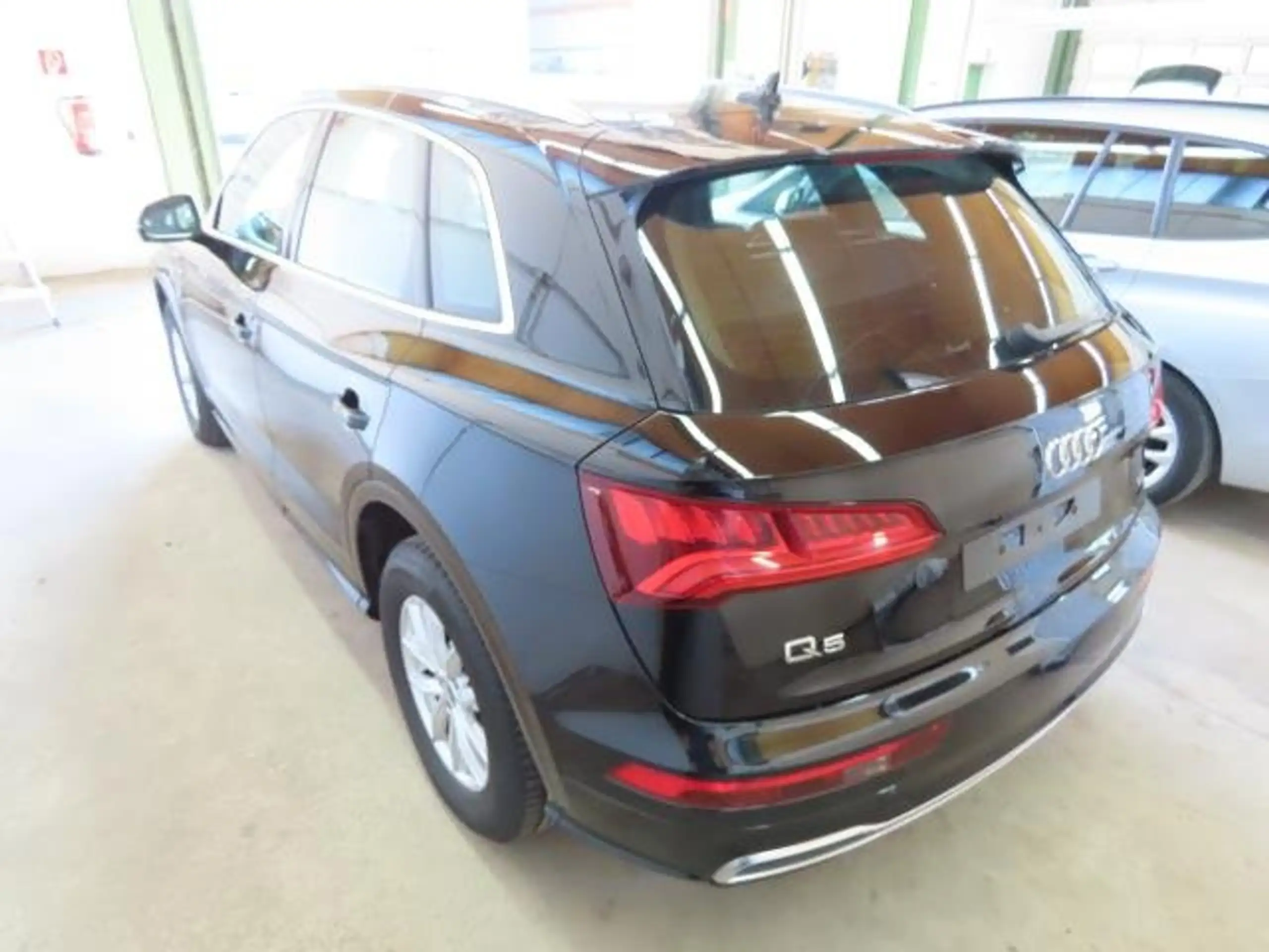 Audi - Q5