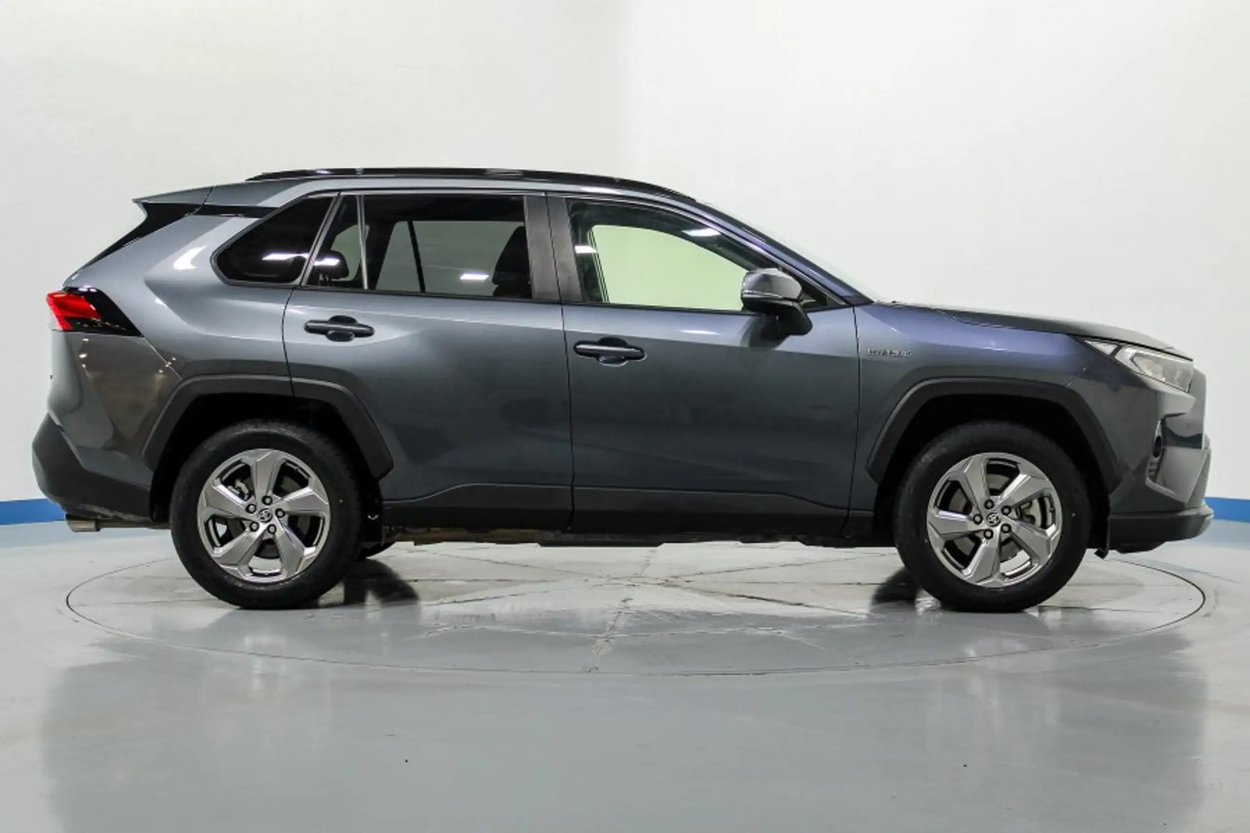 Toyota - RAV 4