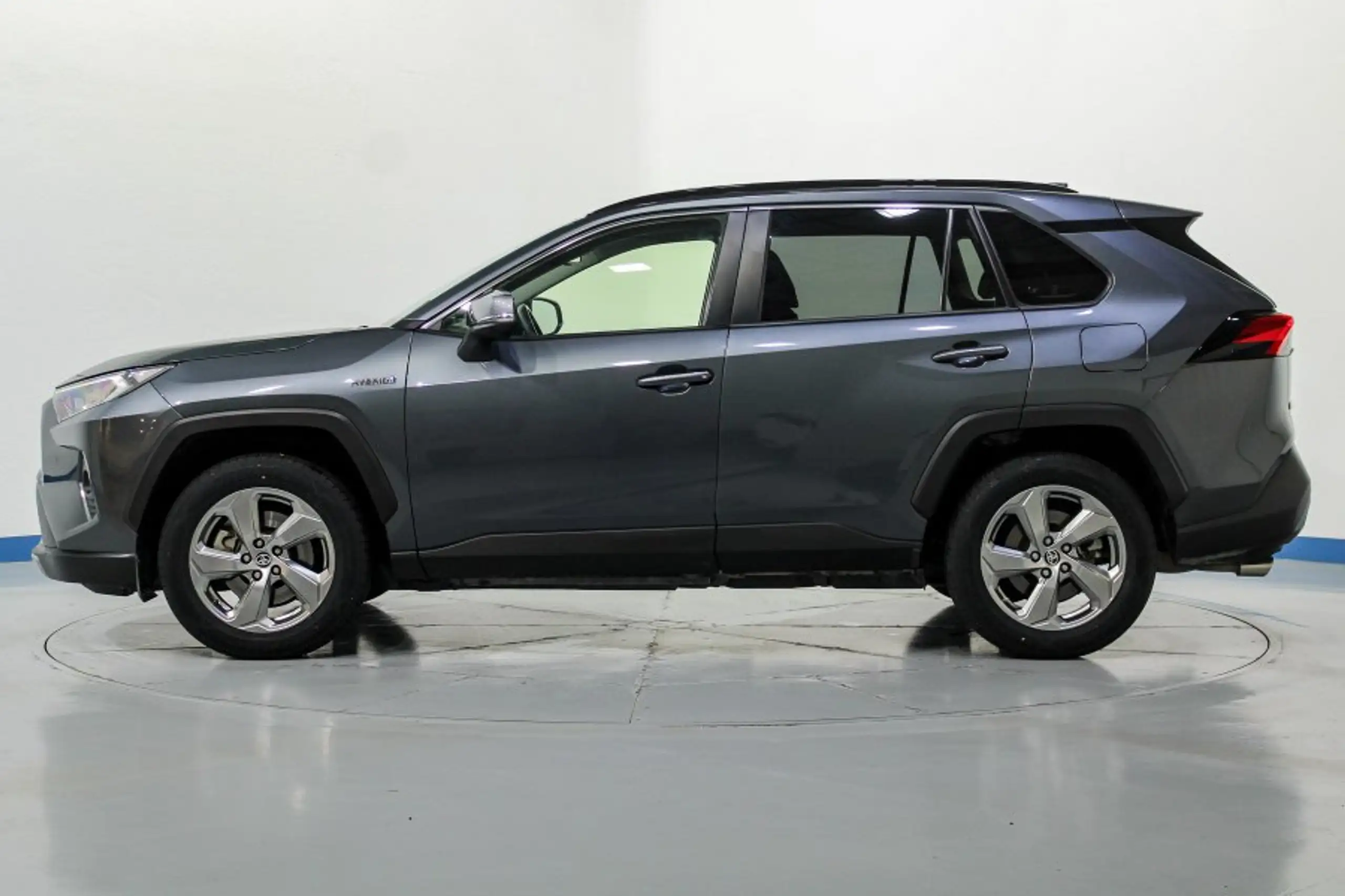 Toyota - RAV 4